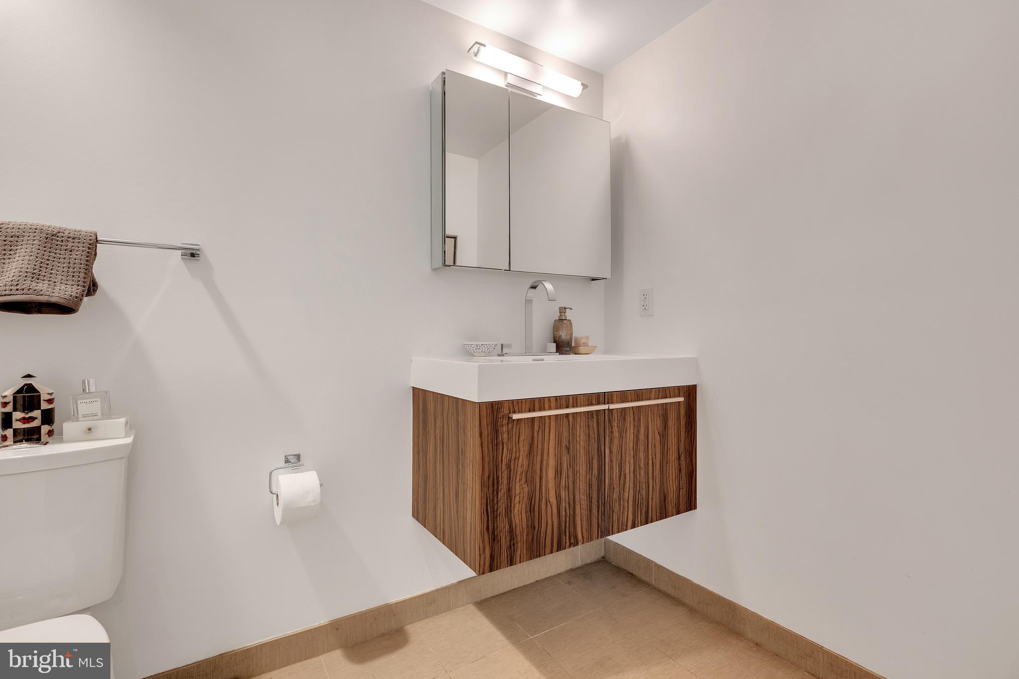 2331 15TH STREET NW 206-N