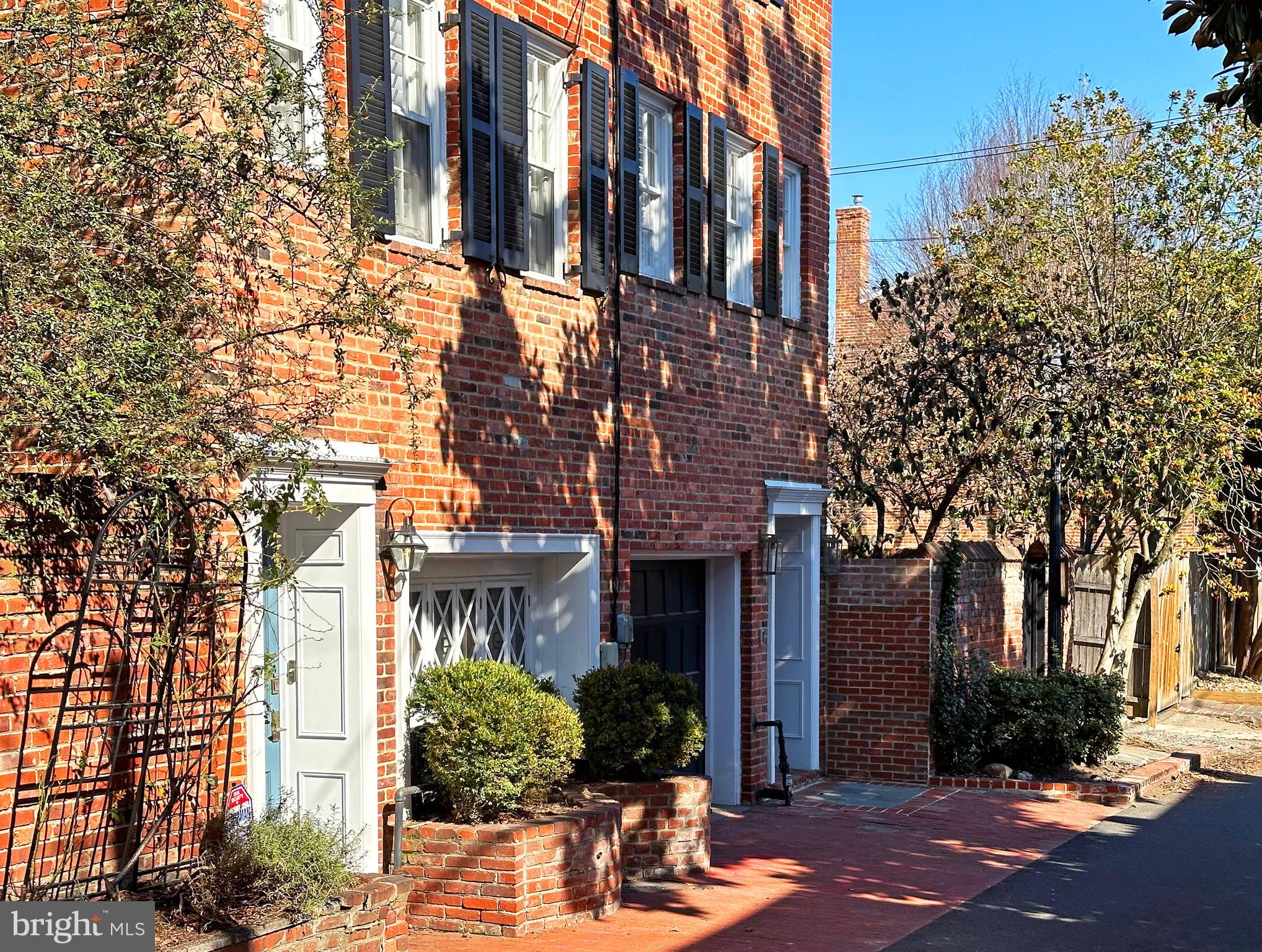 2719 POPLAR STREET NW