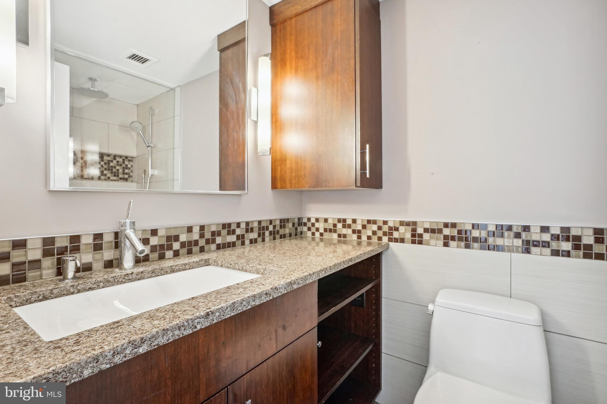 2141 P STREET NW 1005