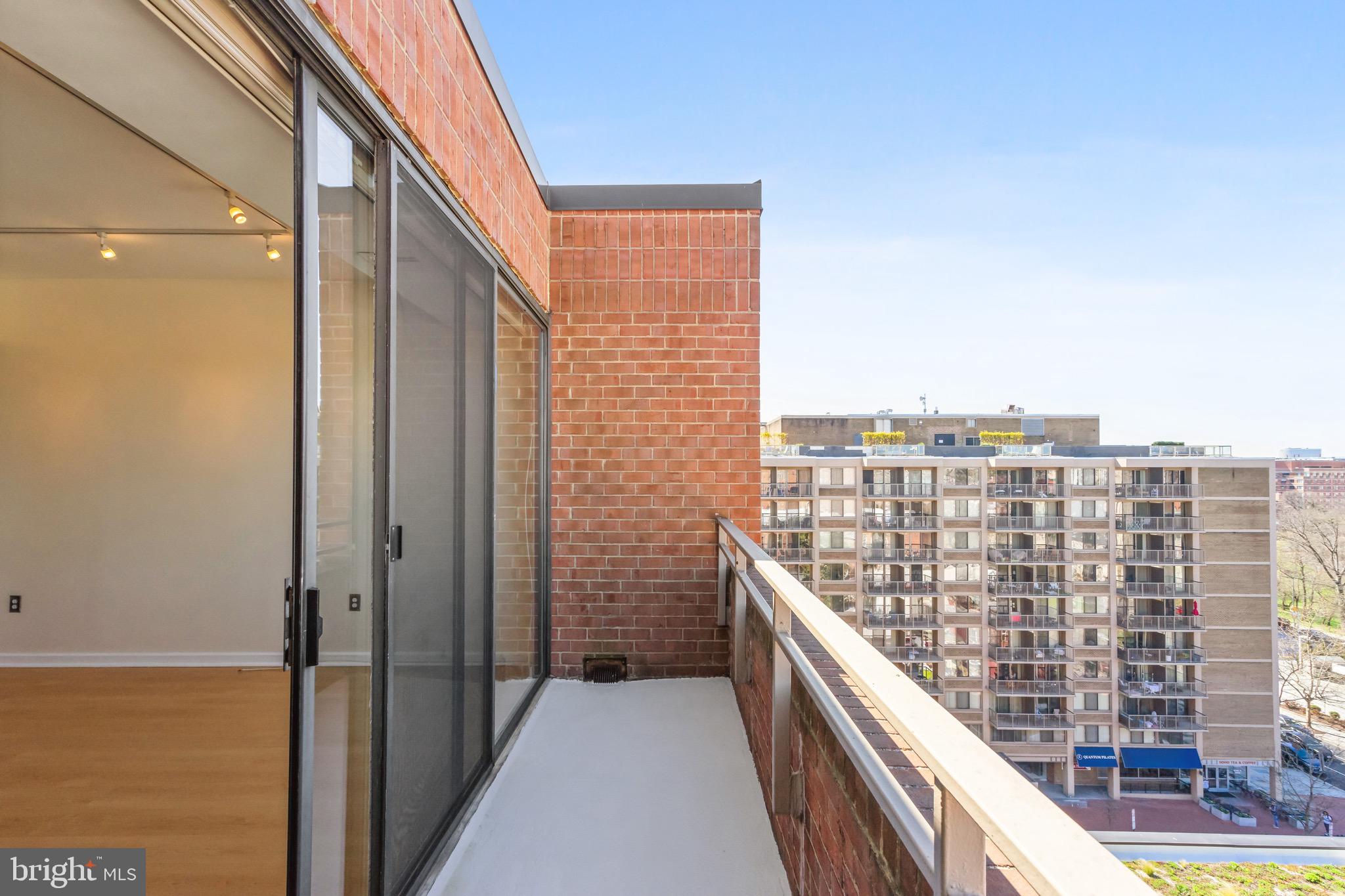 2141 P STREET NW 1005