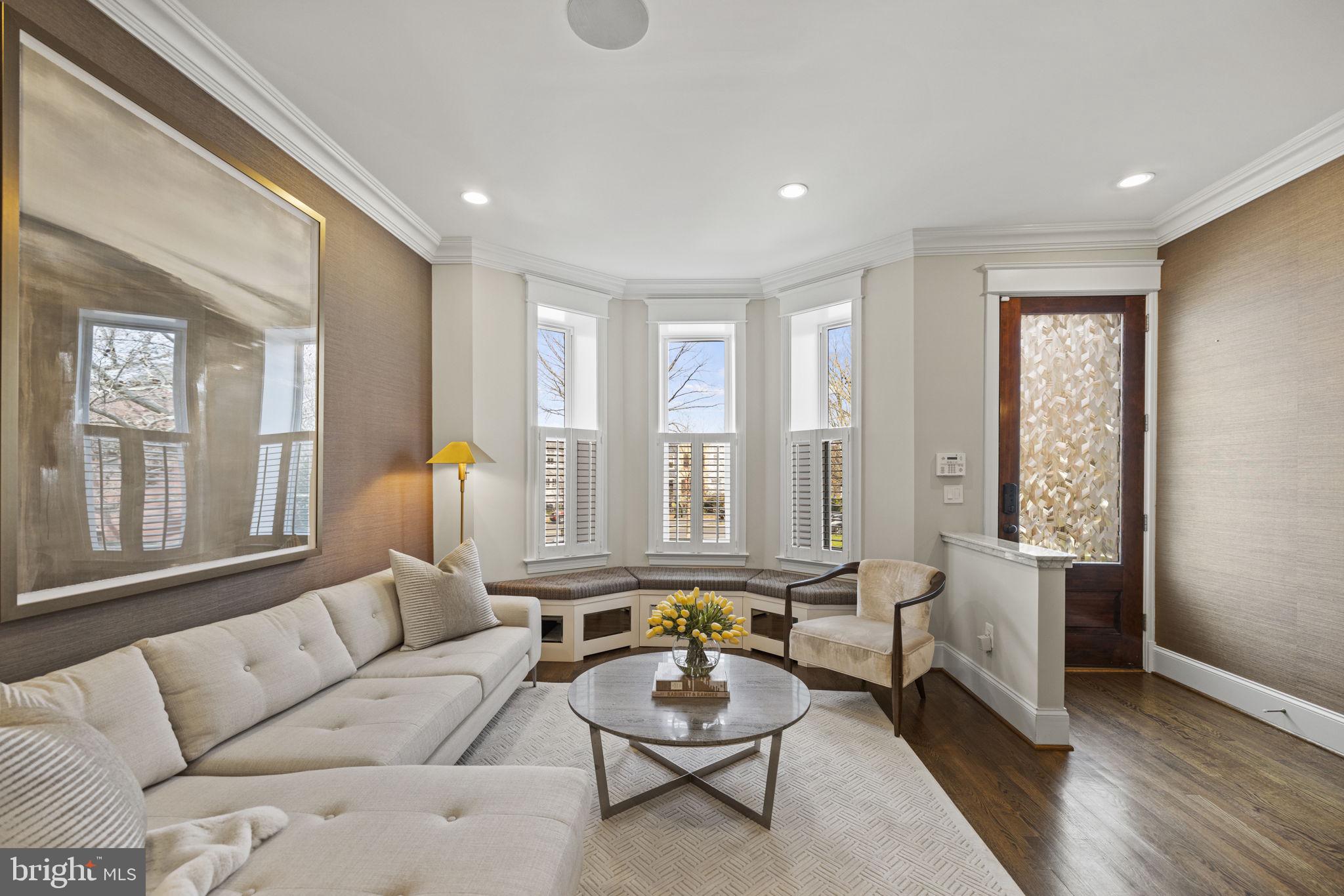 1213 F STREET NE