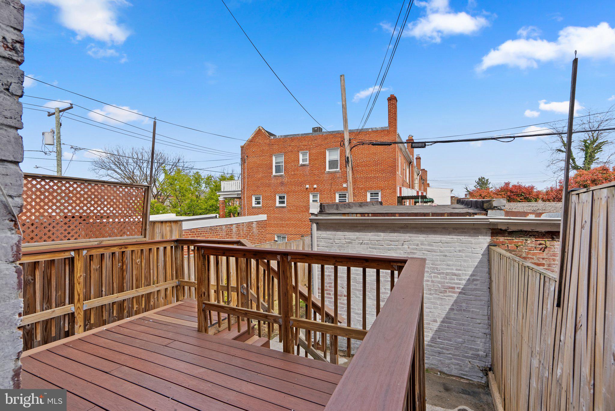 5027 NW 3RD STREET NW