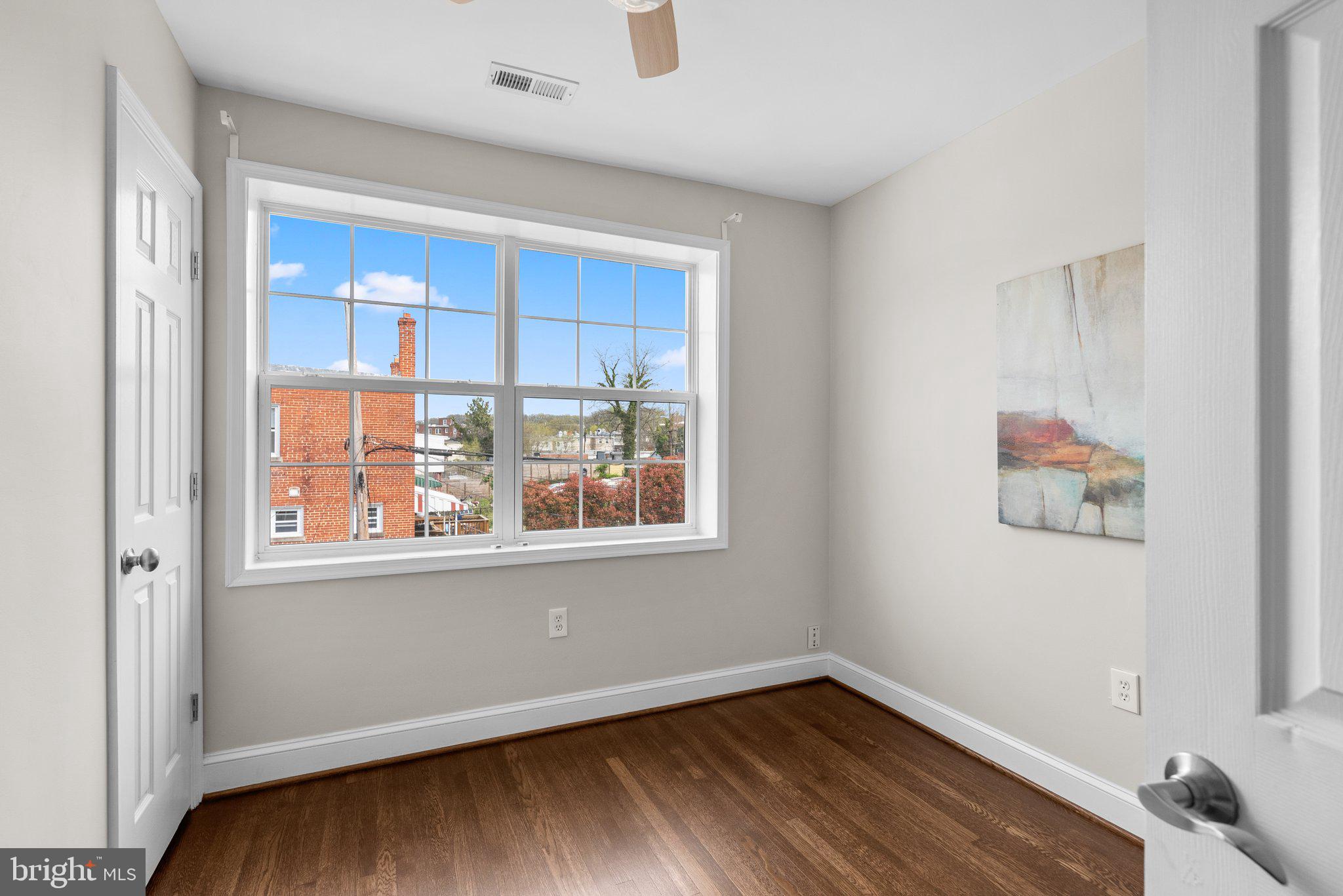 5027 NW 3RD STREET NW