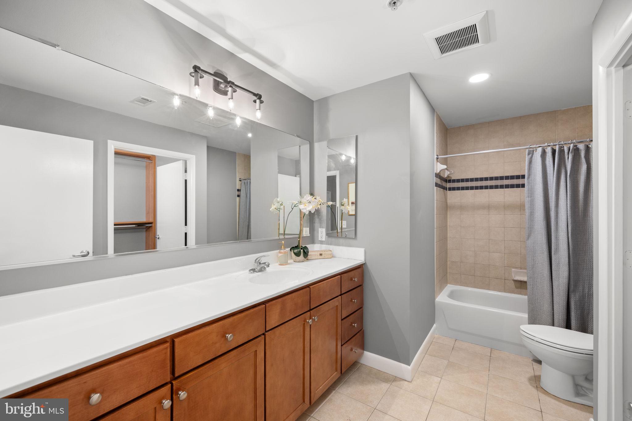 400 MASSACHUSETTS AVENUE NW 1108