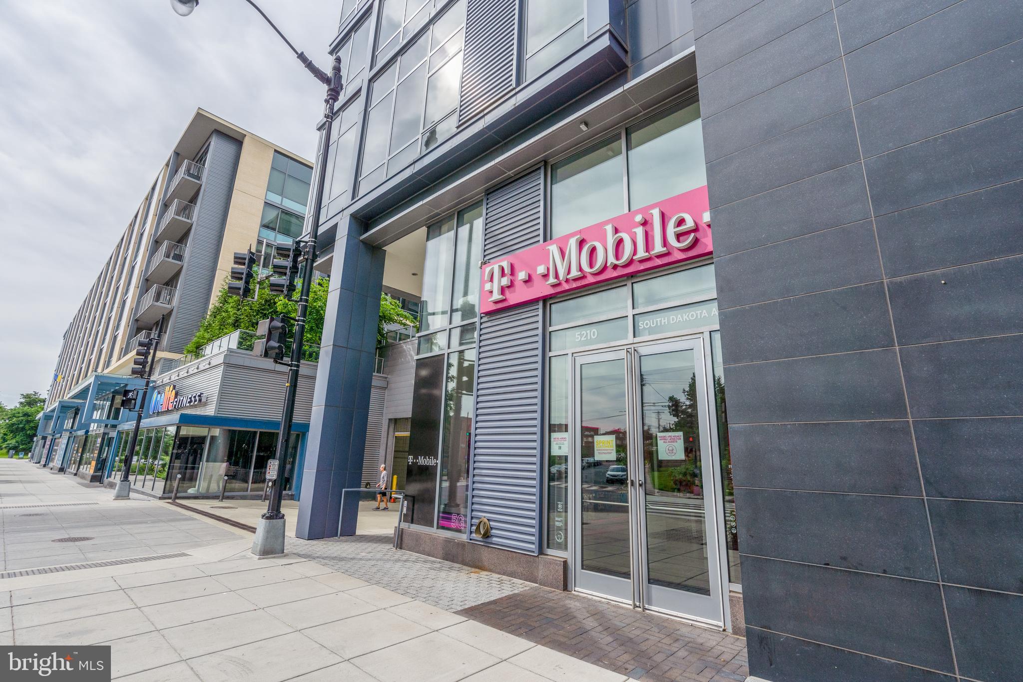 775 KENNEDY STREET NE