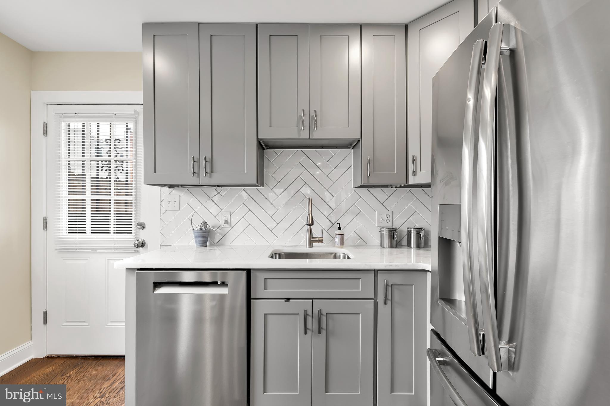 775 KENNEDY STREET NE