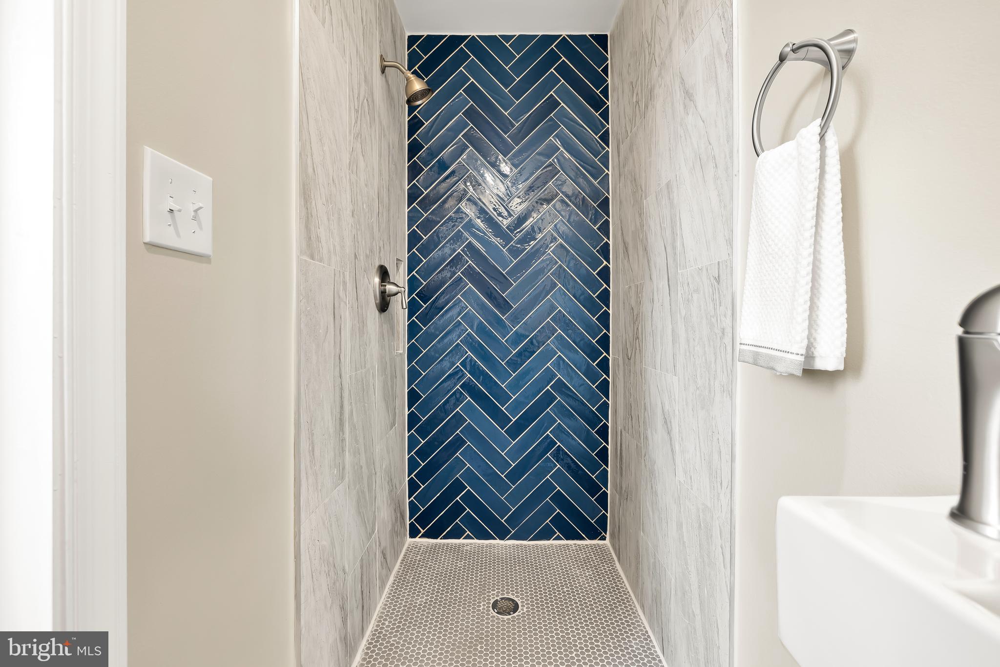 775 KENNEDY STREET NE