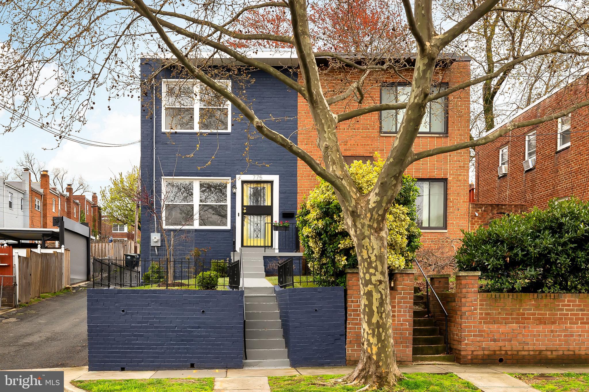 775 KENNEDY STREET NE