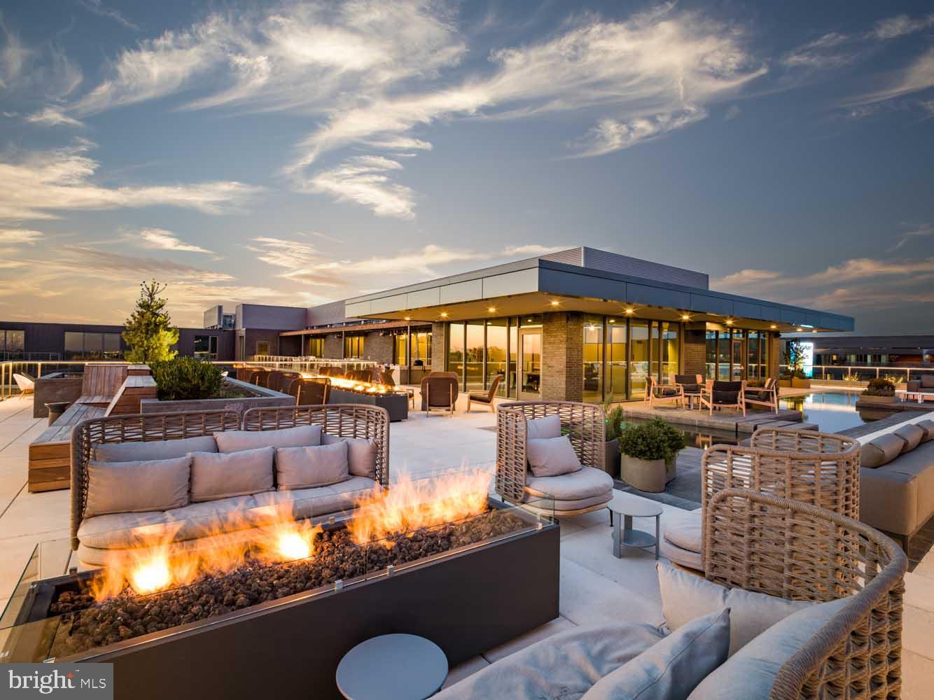 20 RIDGE SQUARE NW B-548/VARIES