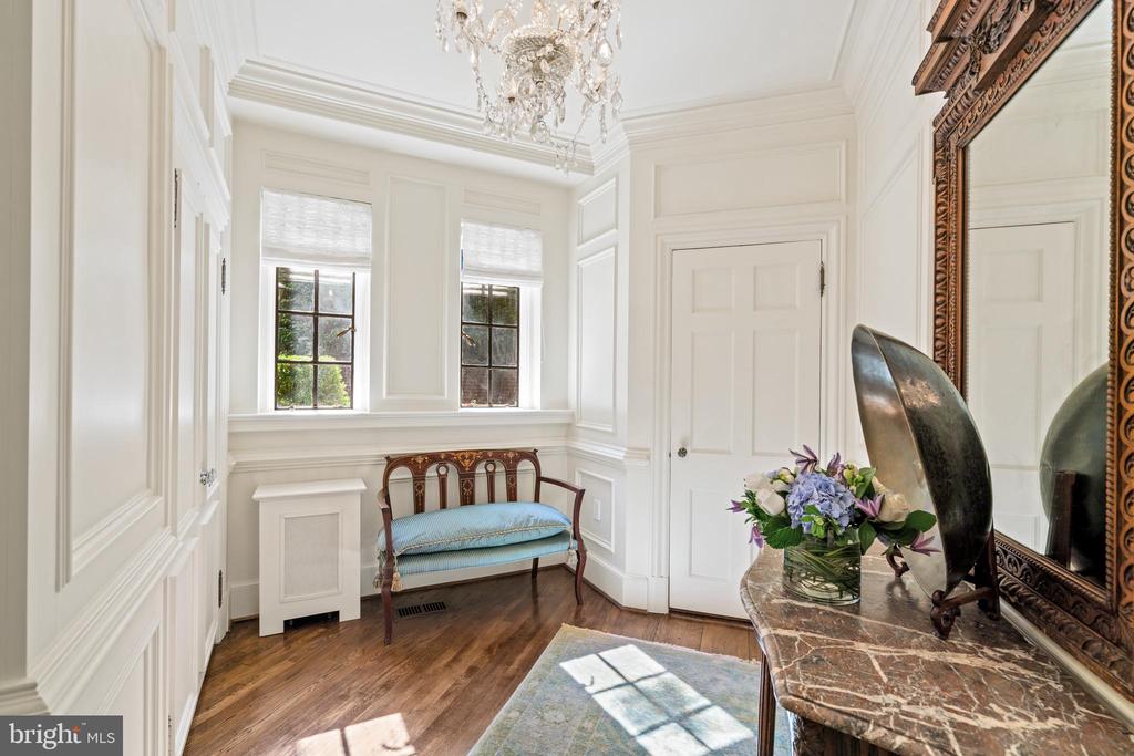 2446 KALORAMA ROAD NW