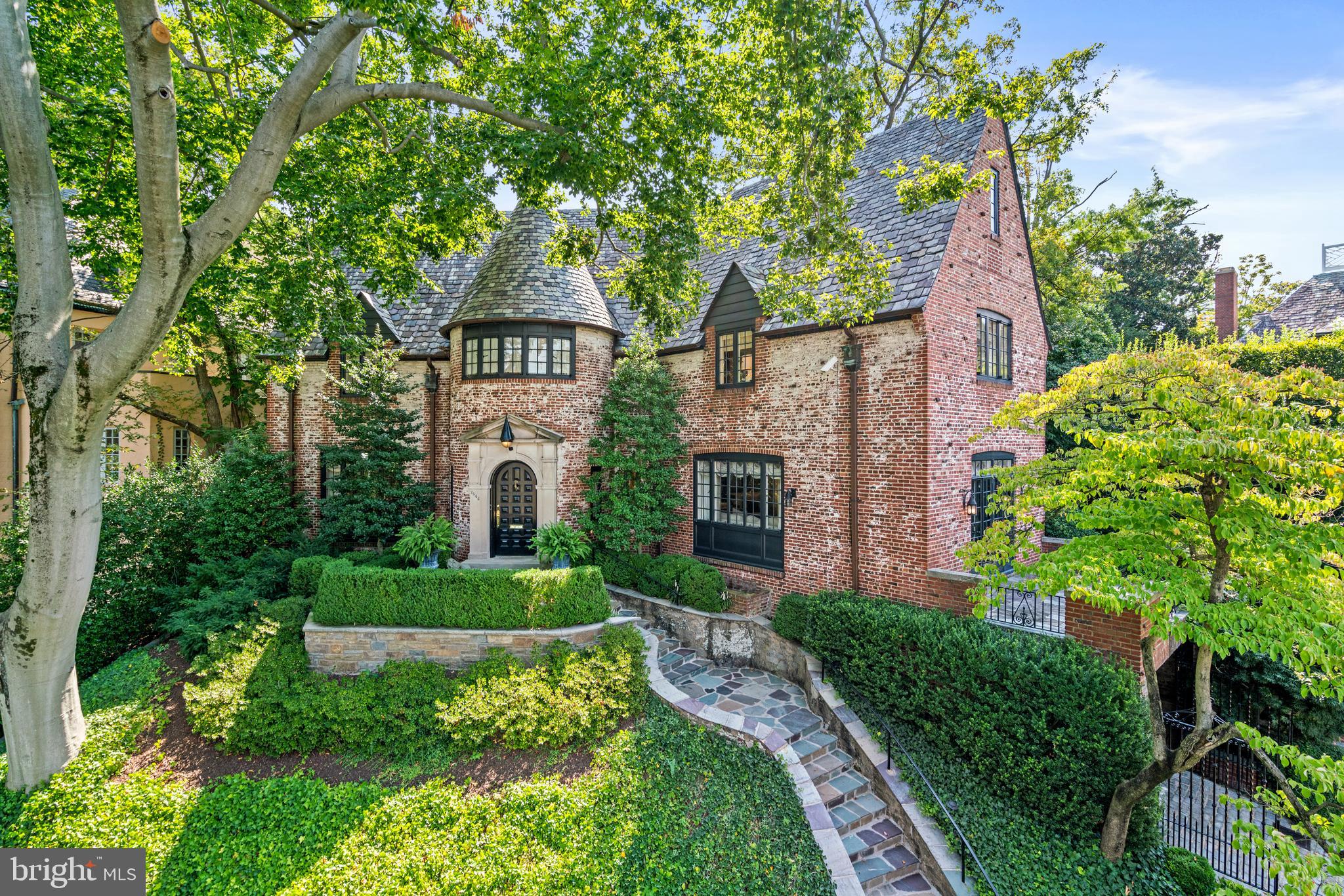 2446 KALORAMA ROAD NW