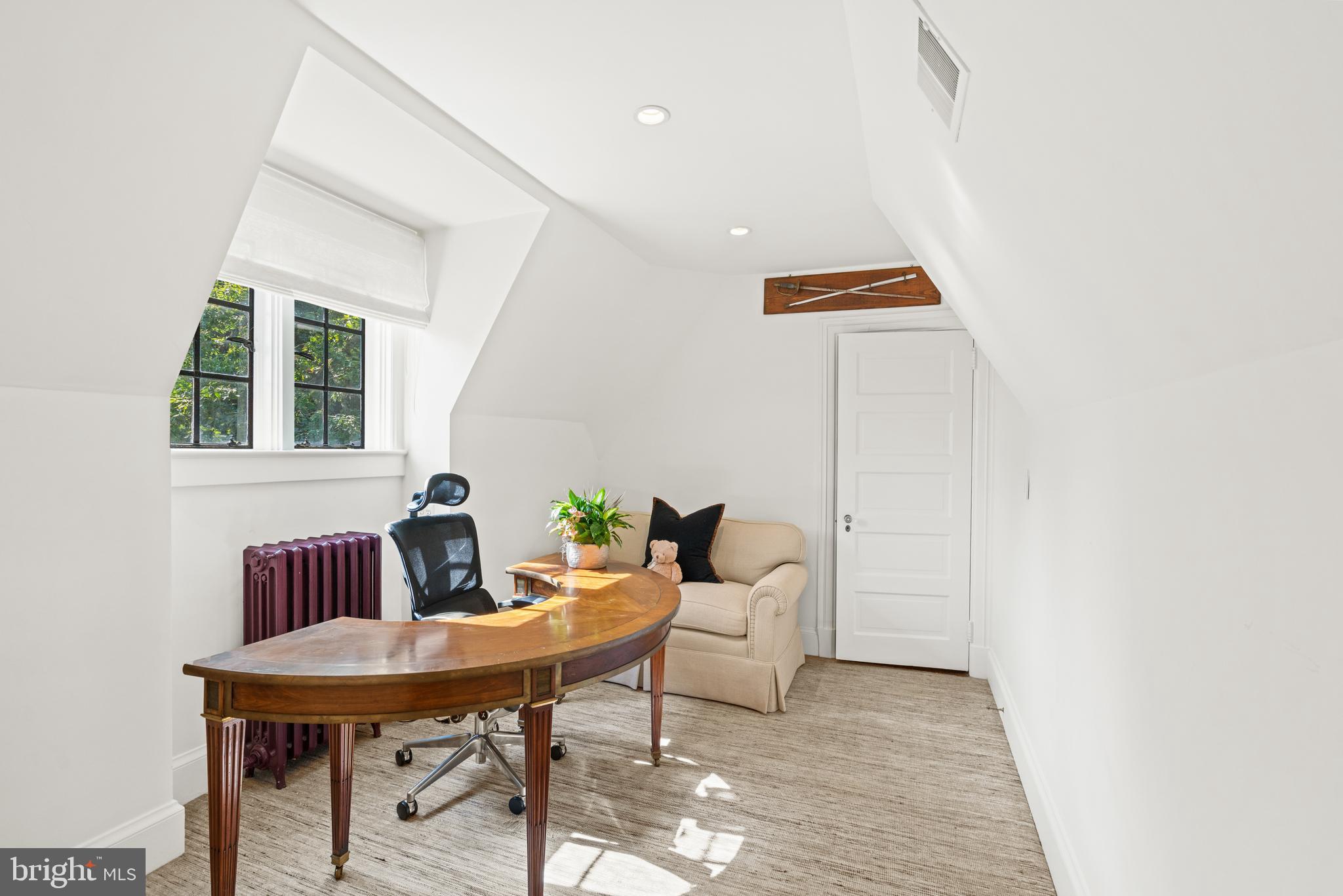 2446 KALORAMA ROAD NW