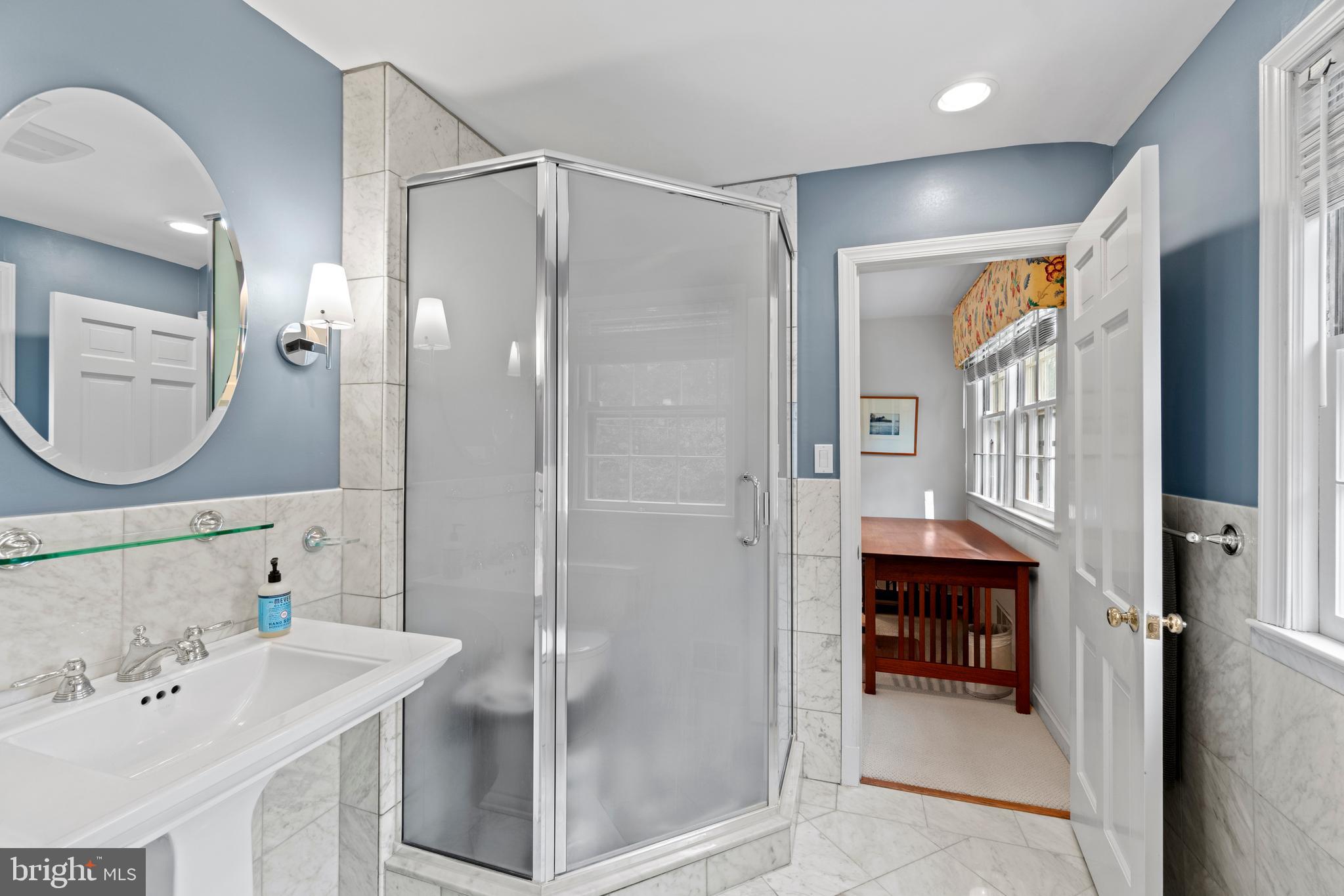 5042 OVERLOOK ROAD NW