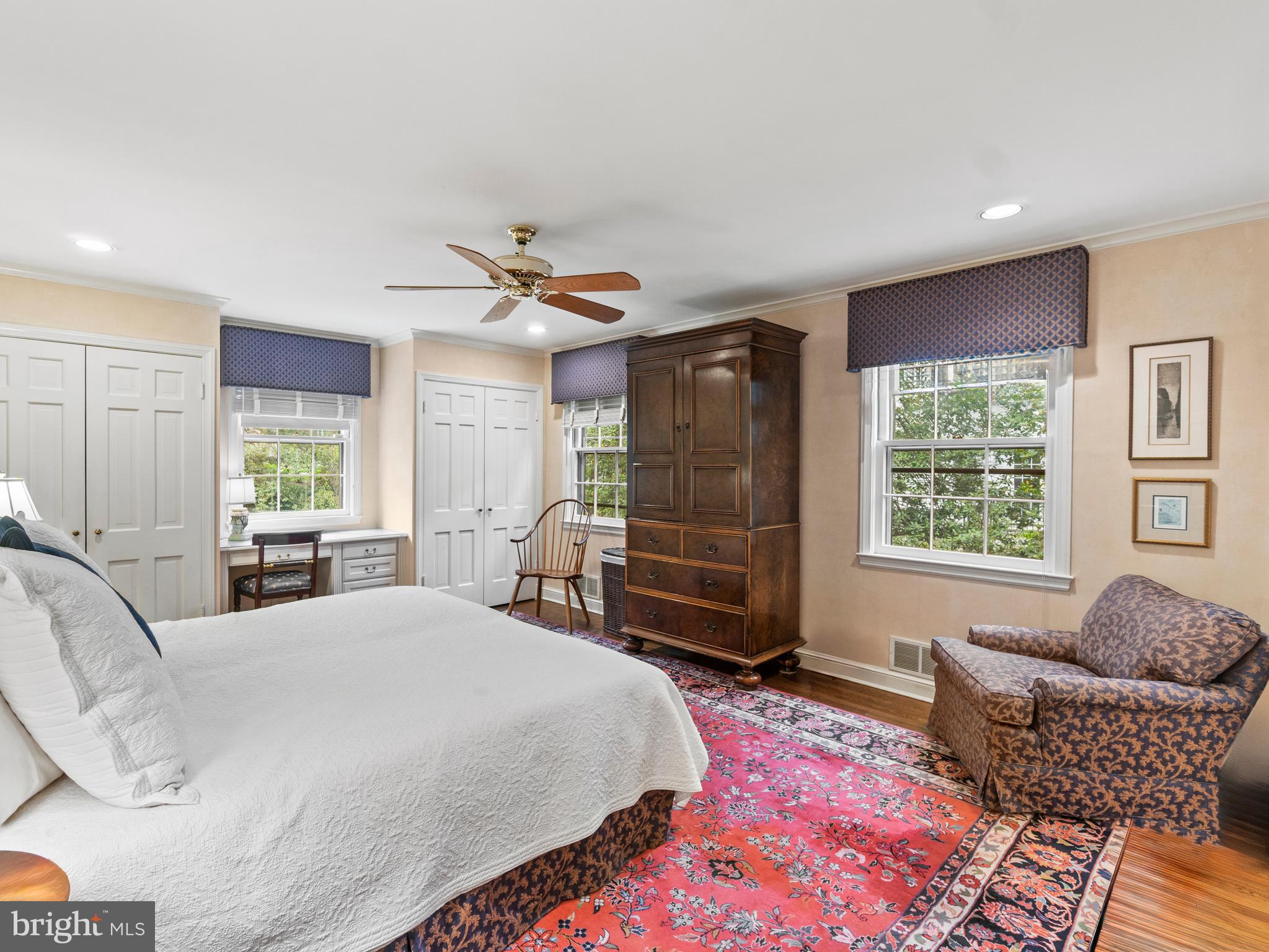 5042 OVERLOOK ROAD NW