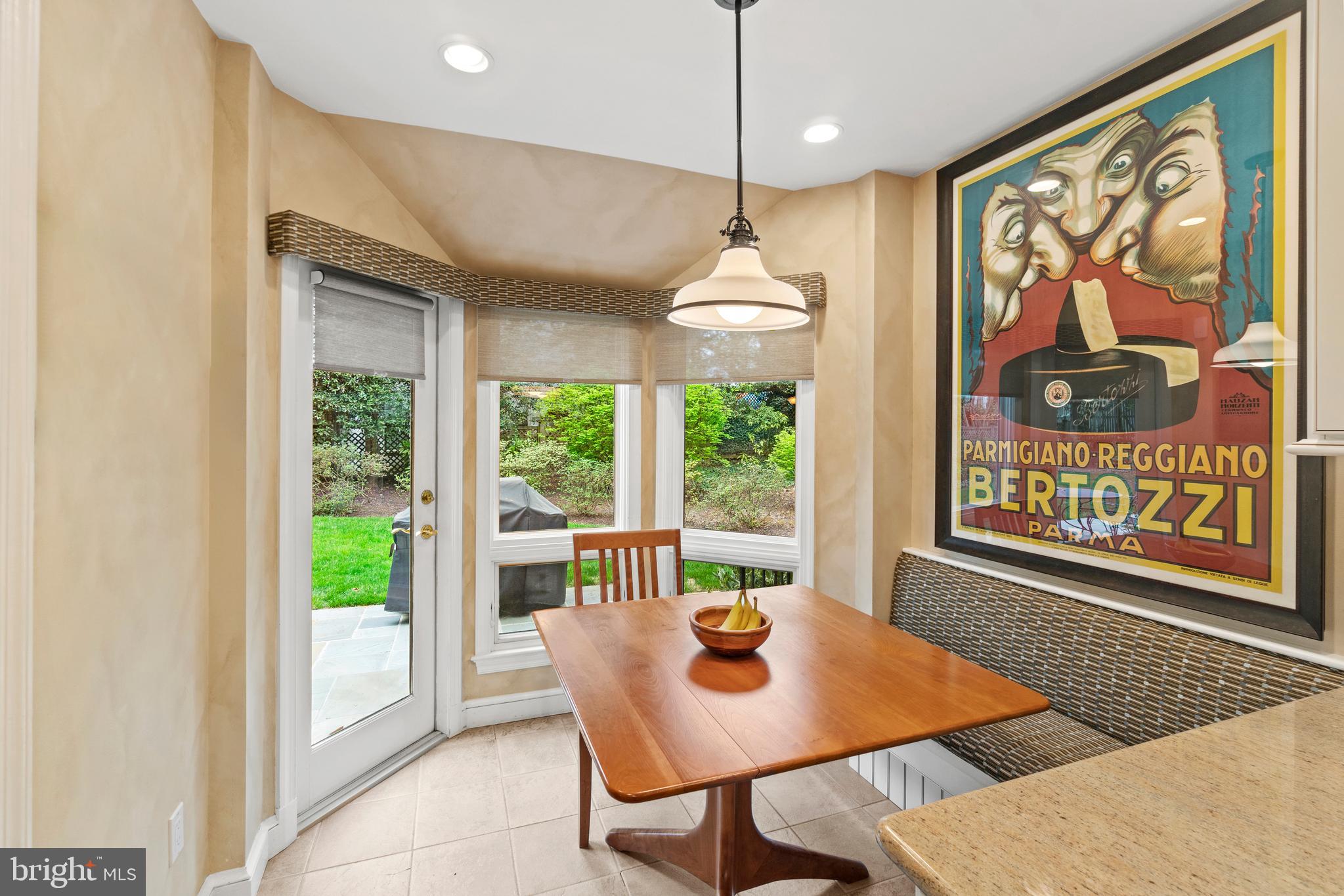 5042 OVERLOOK ROAD NW