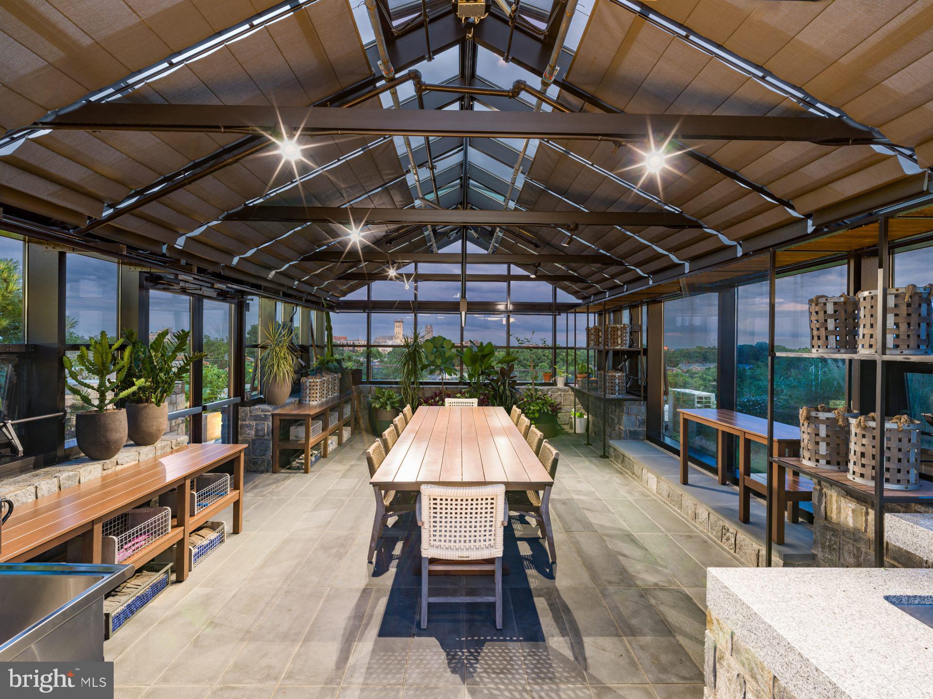 20 RIDGE SQUARE NW E-731/VARIES