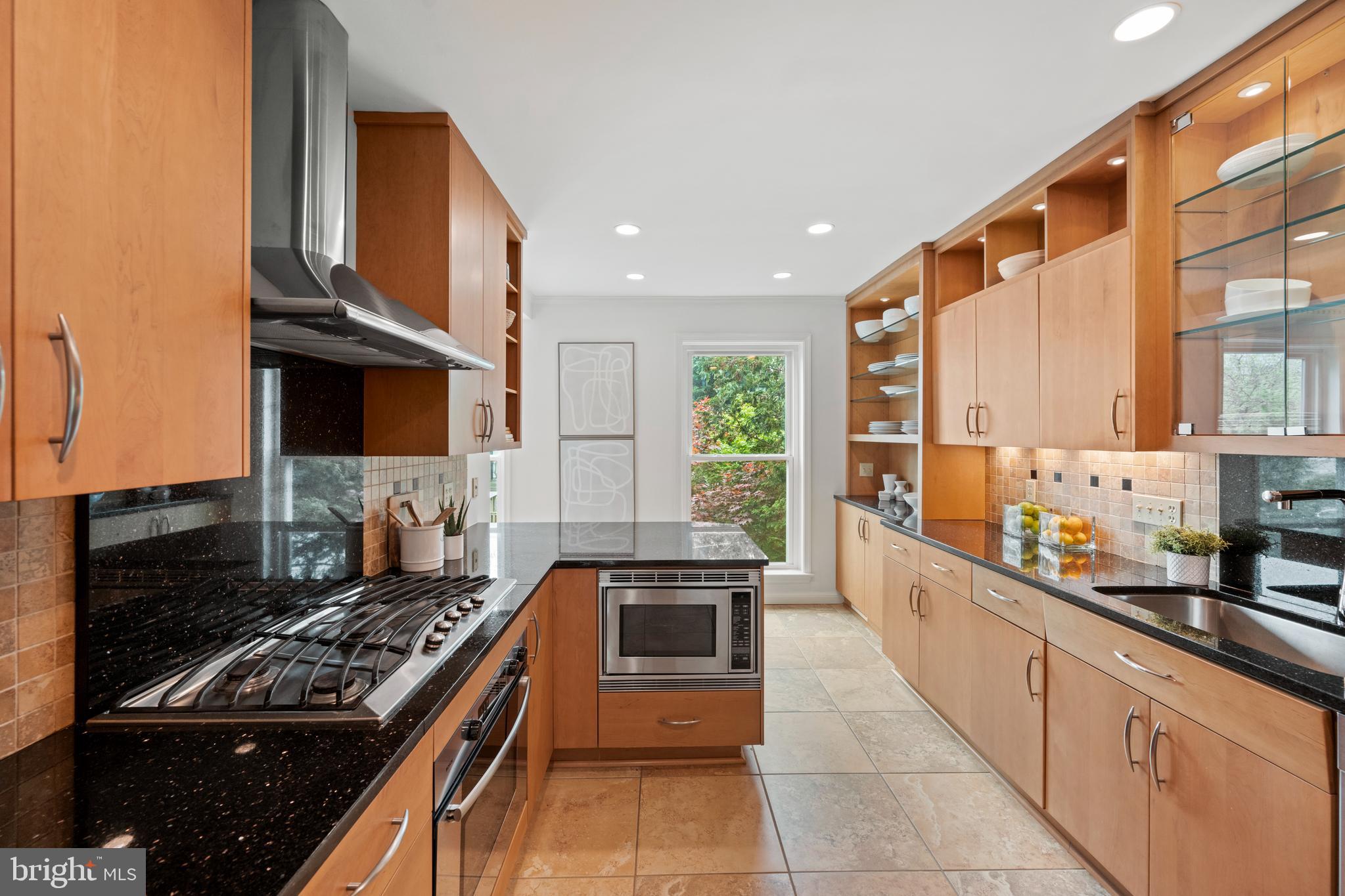 3802 KLINGLE PLACE NW