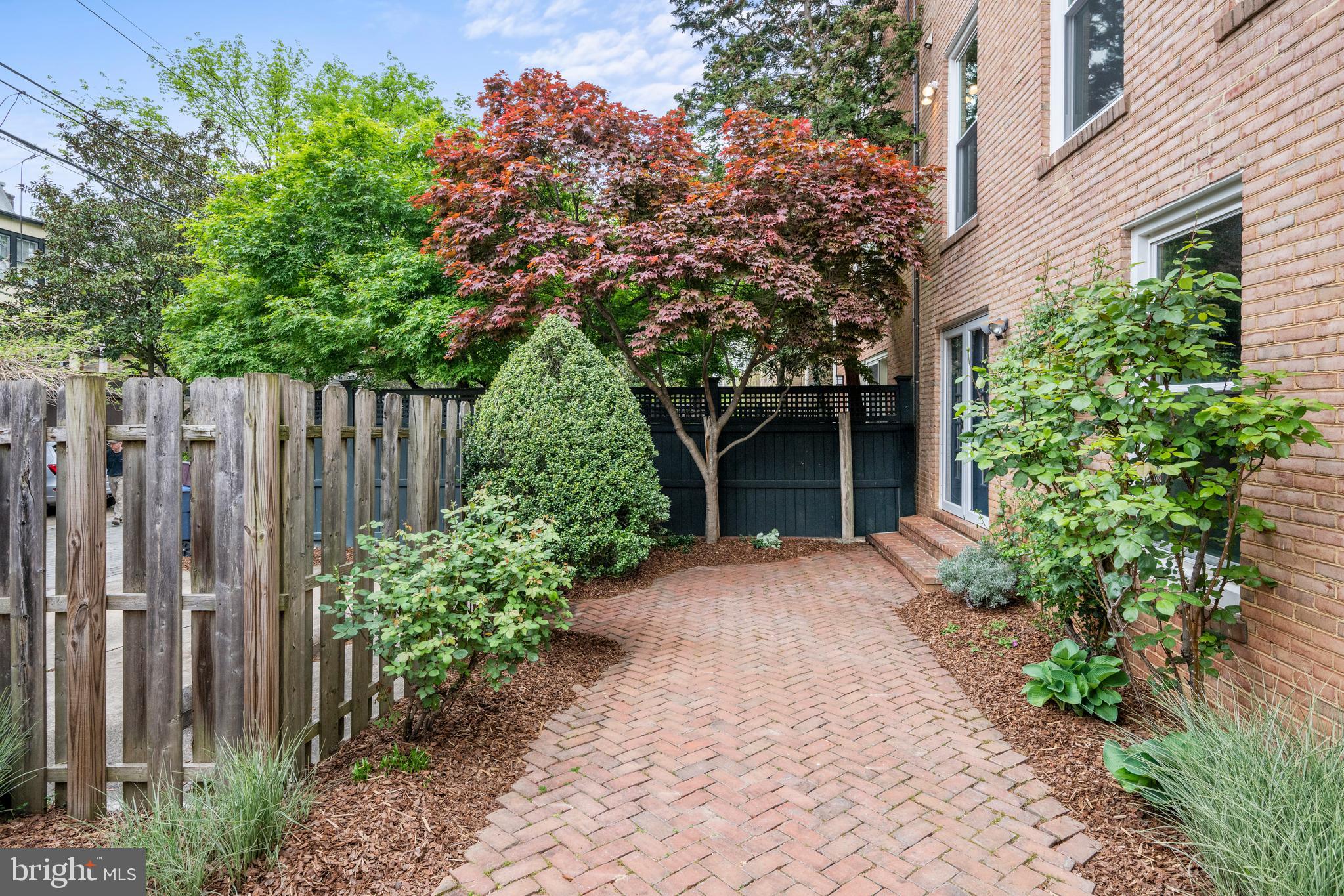 3802 KLINGLE PLACE NW