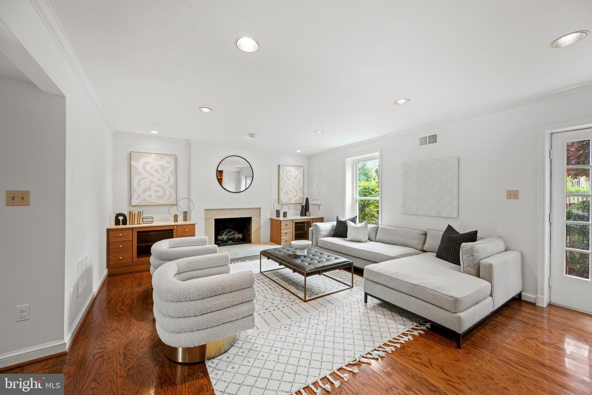 3802 KLINGLE PLACE NW