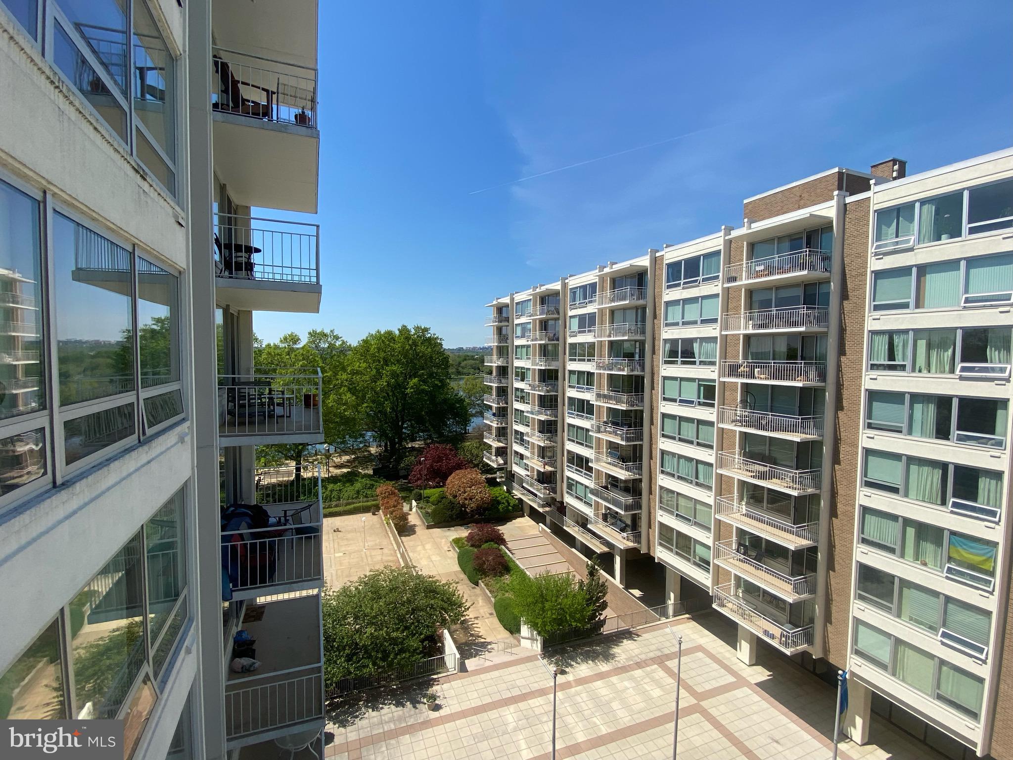 1435 4TH STREET SW B602