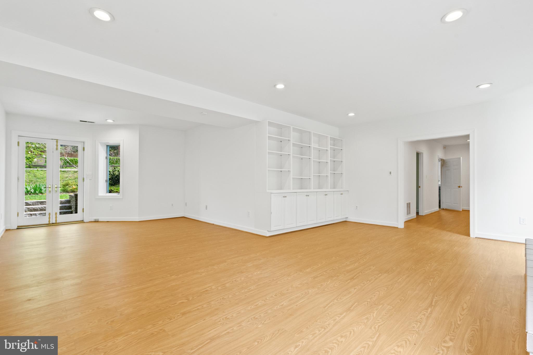 2722 CHAIN BRIDGE ROAD NW