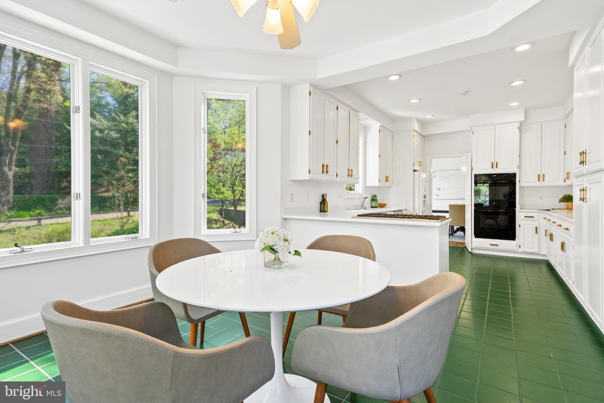 2722 CHAIN BRIDGE ROAD NW