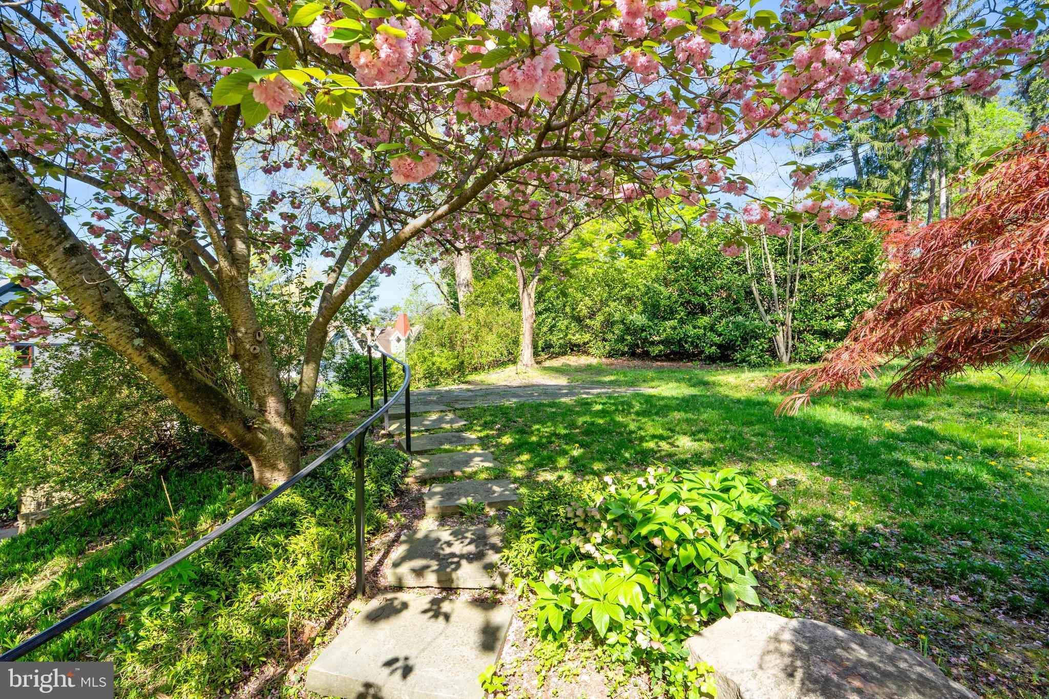 2722 CHAIN BRIDGE ROAD NW