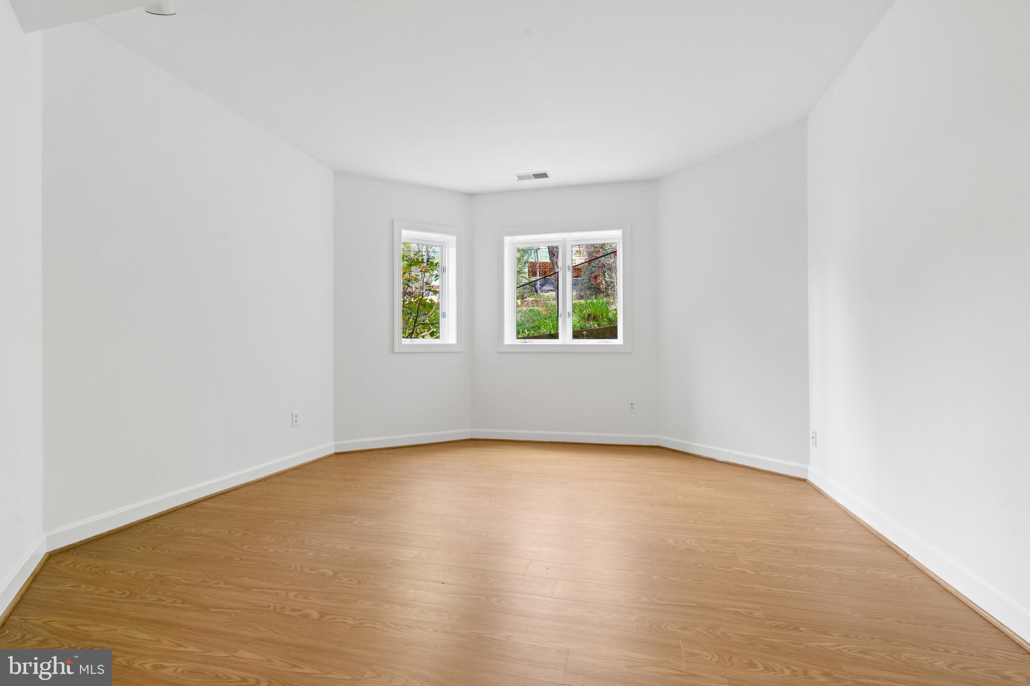 2722 CHAIN BRIDGE ROAD NW