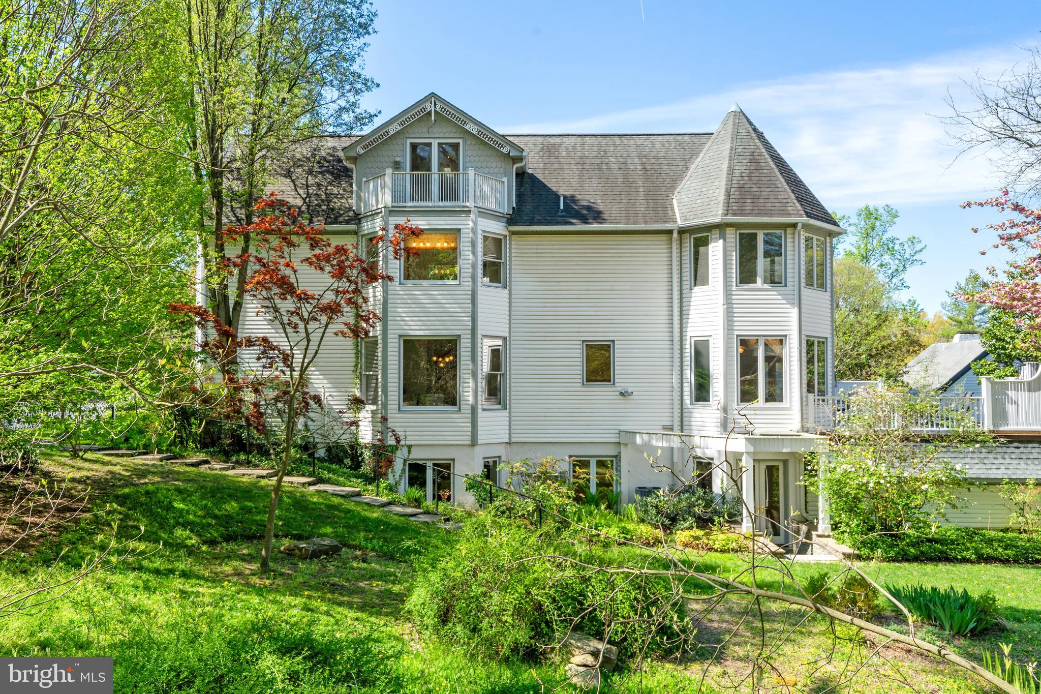 2722 CHAIN BRIDGE ROAD NW