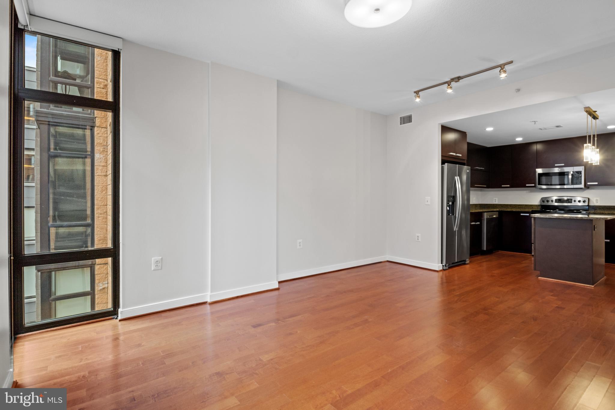 1010 MASSACHUSETTS AVENUE NW 812