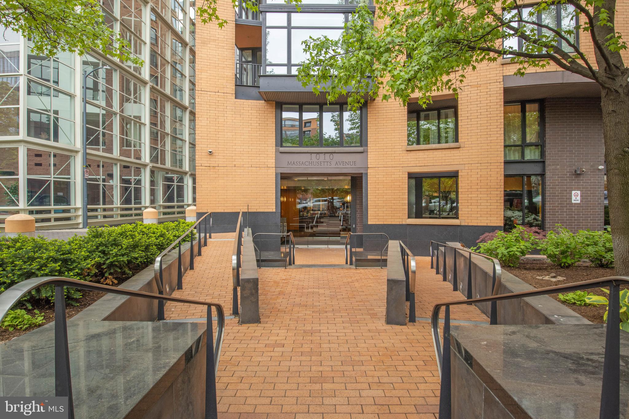 1010 MASSACHUSETTS AVENUE NW 812