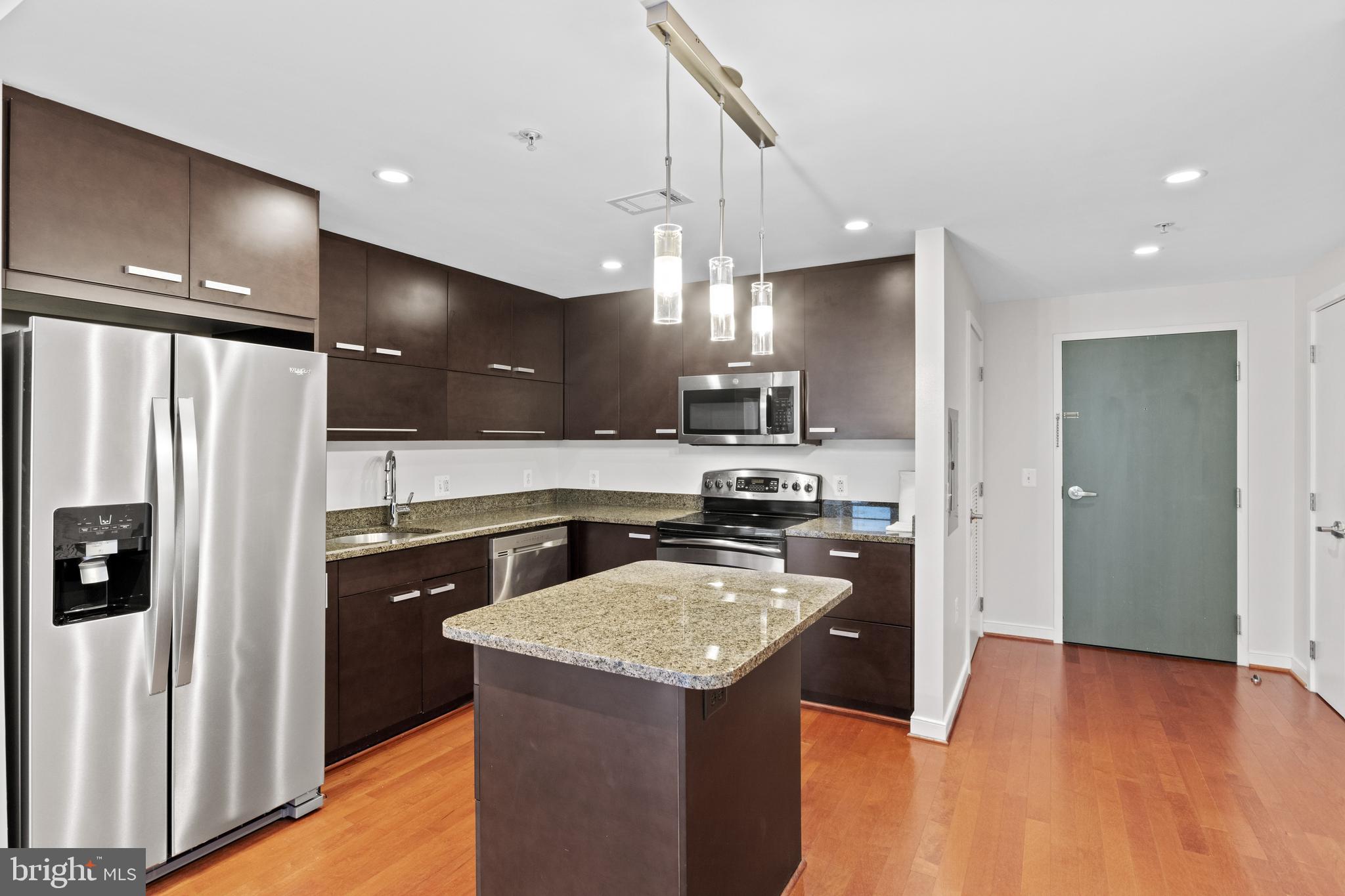 1010 MASSACHUSETTS AVENUE NW 812