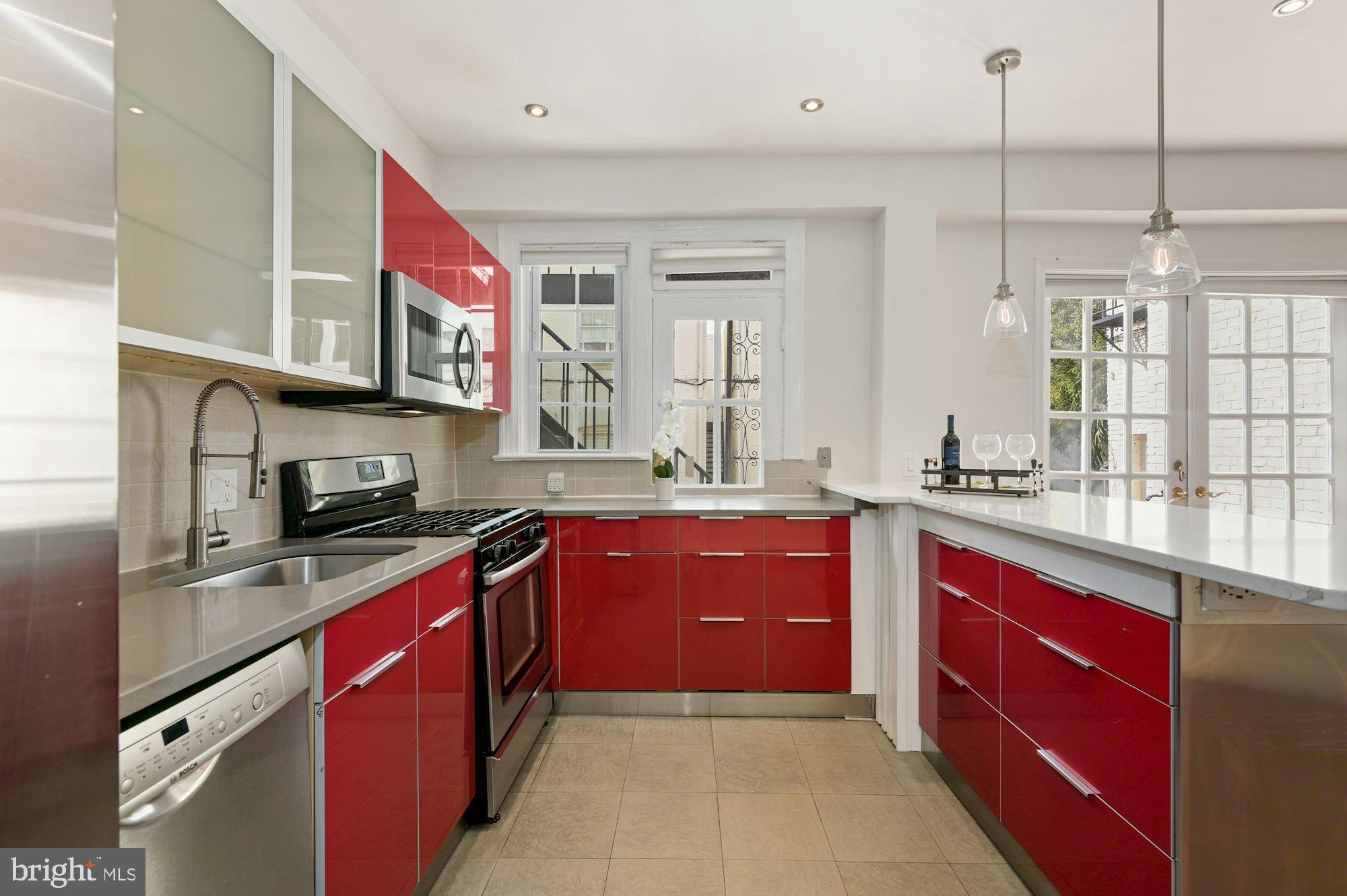 1410 26TH STREET NW 2