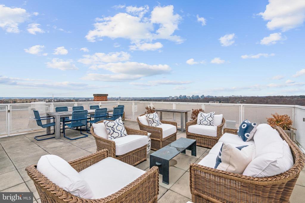 2660 CONNECTICUT AVENUE NW PH-C