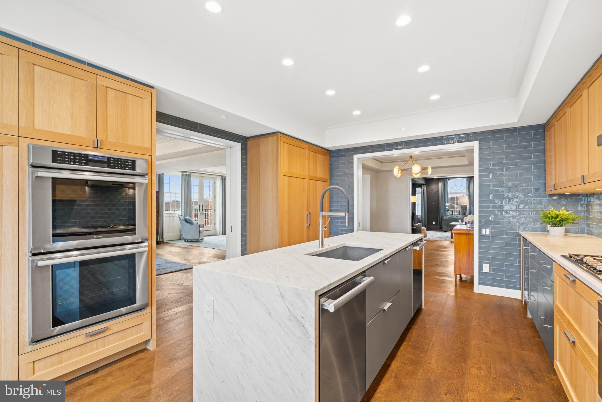 2660 CONNECTICUT AVENUE NW PH-C