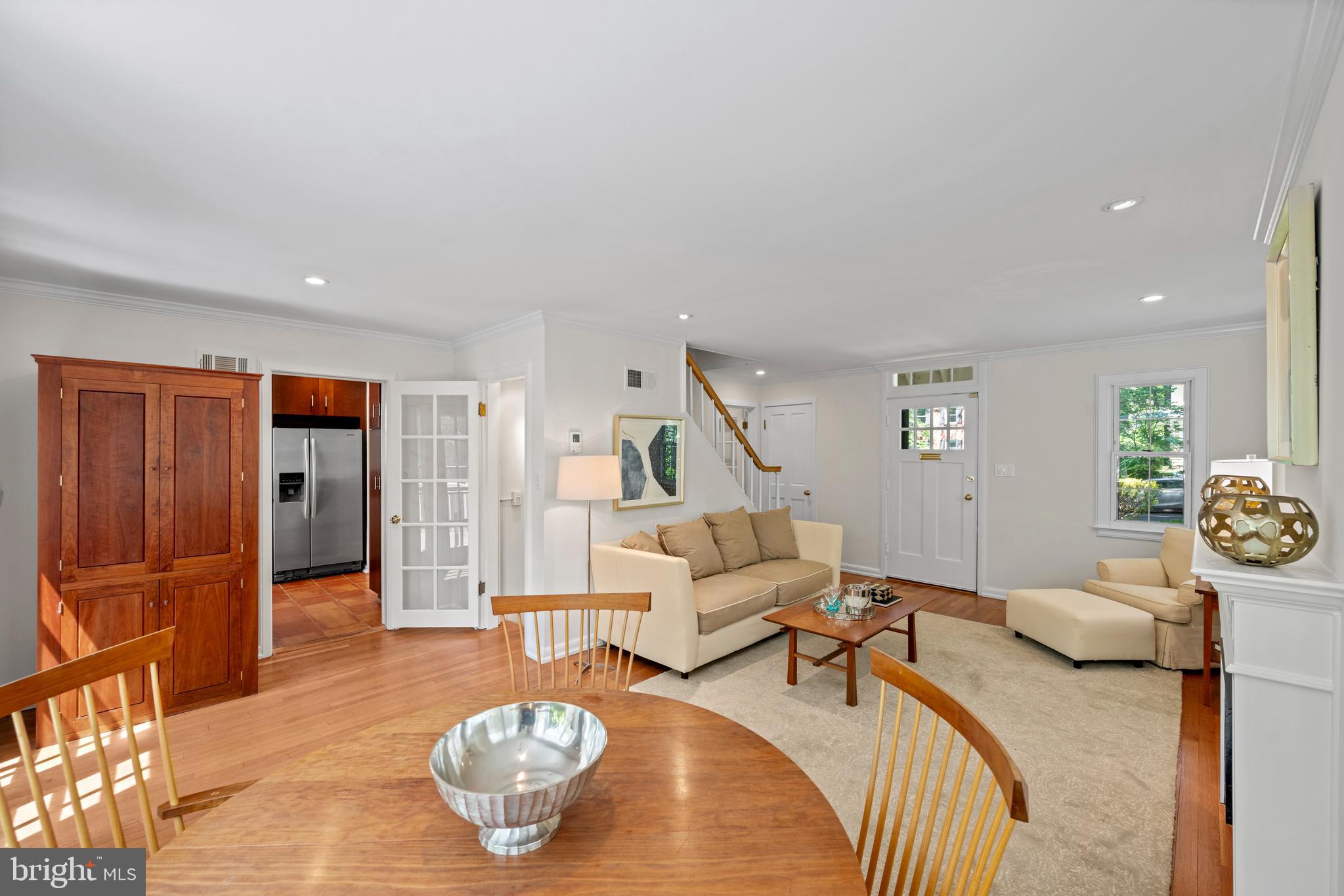 4622 DAVENPORT STREET NW