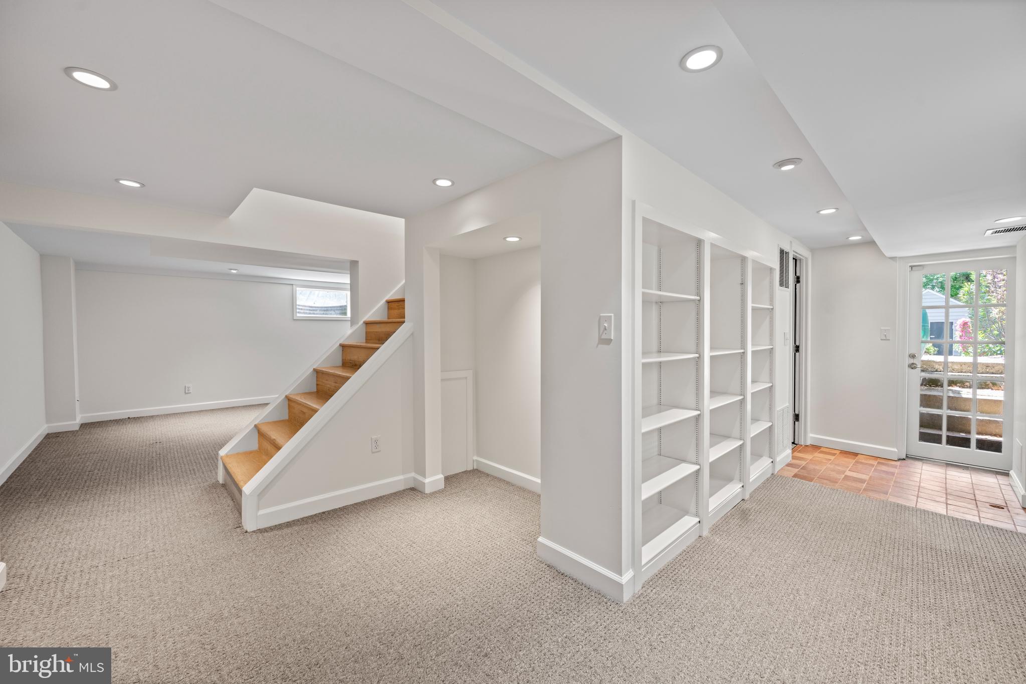 4622 DAVENPORT STREET NW