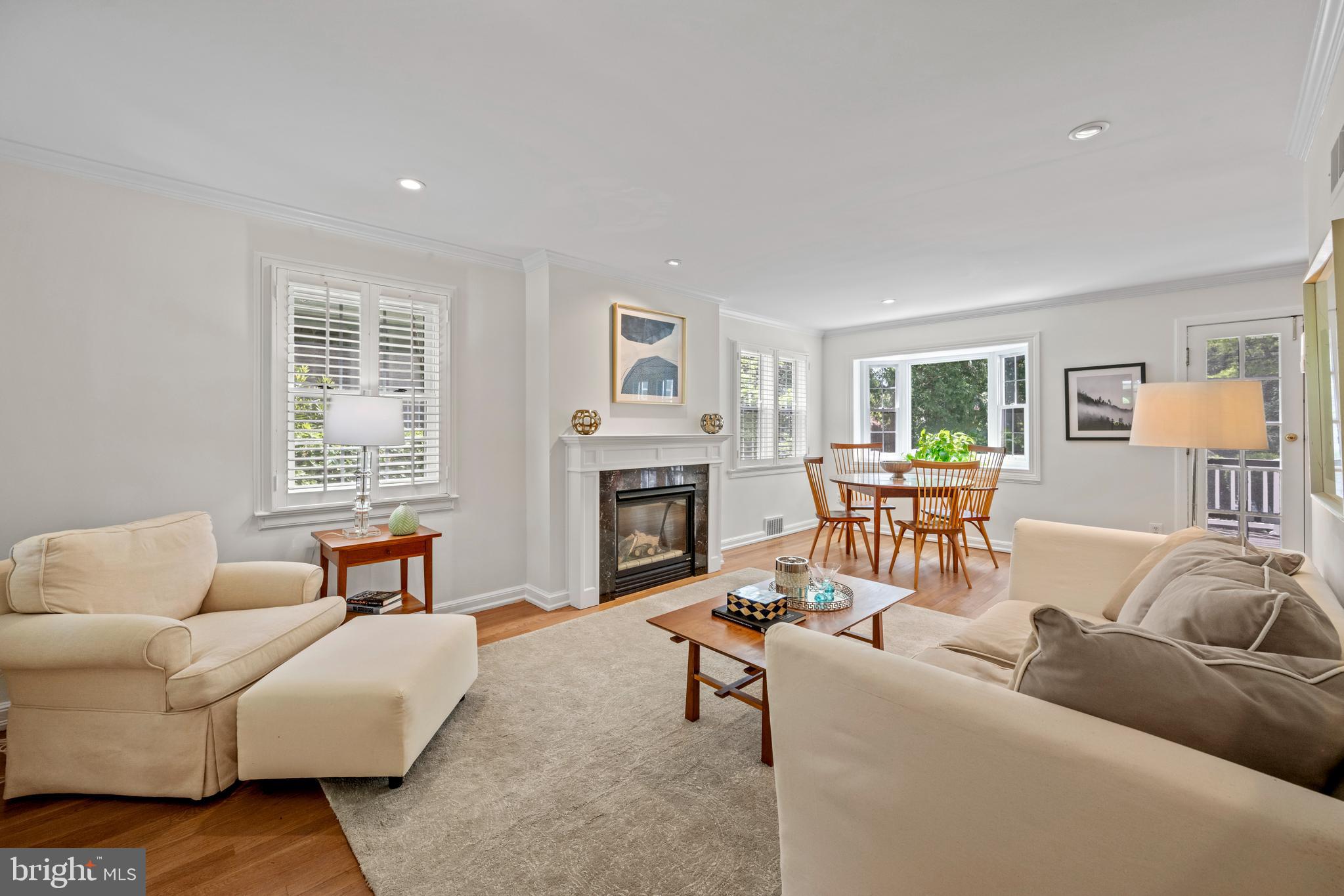 4622 DAVENPORT STREET NW