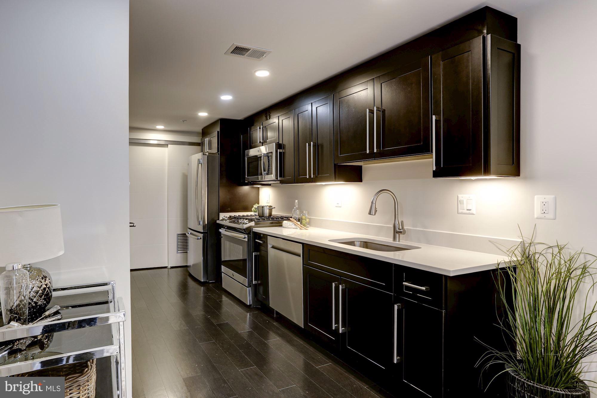 1331 SE K STREET SE 101