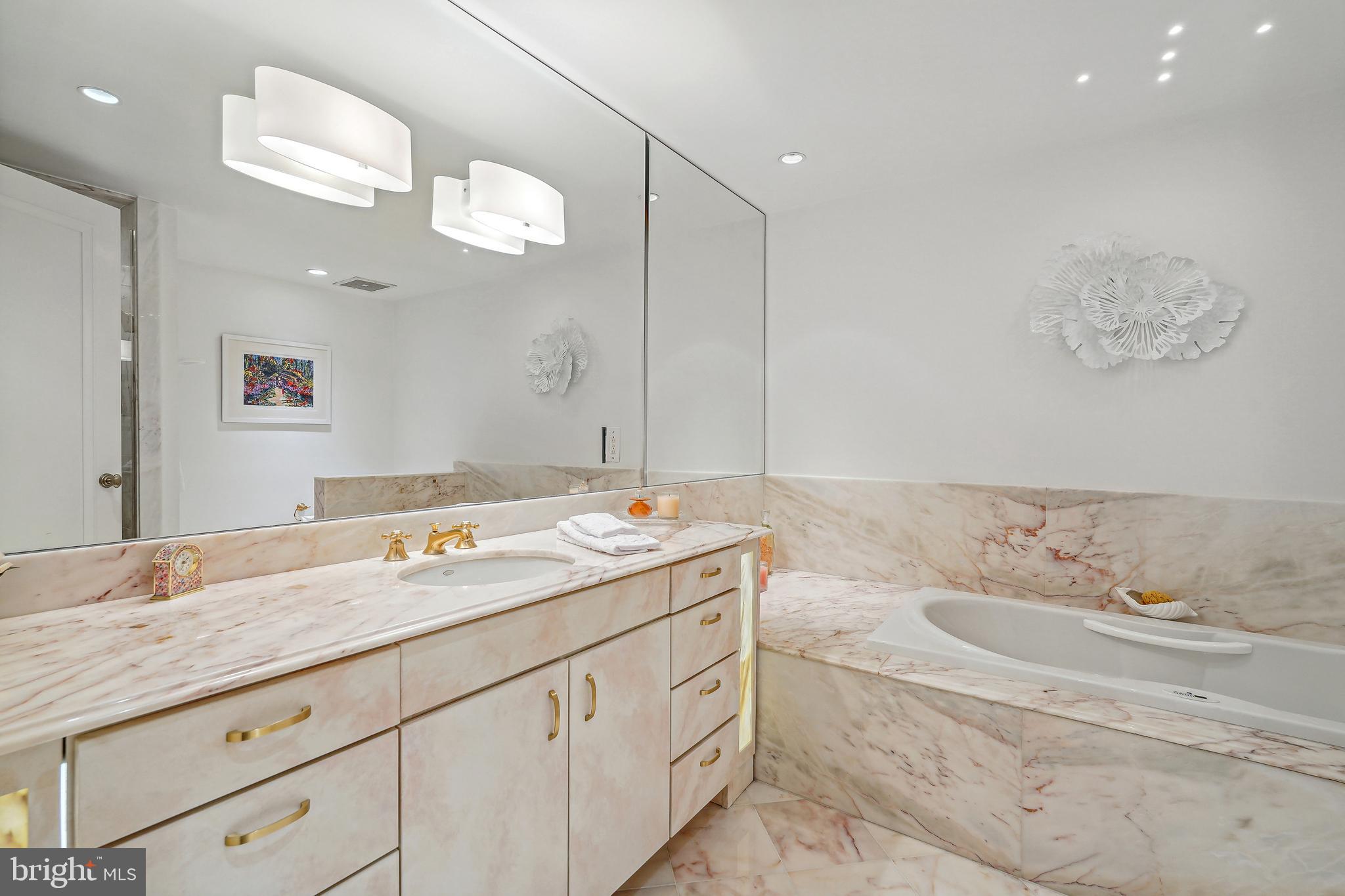 1155 23RD STREET NW 8E