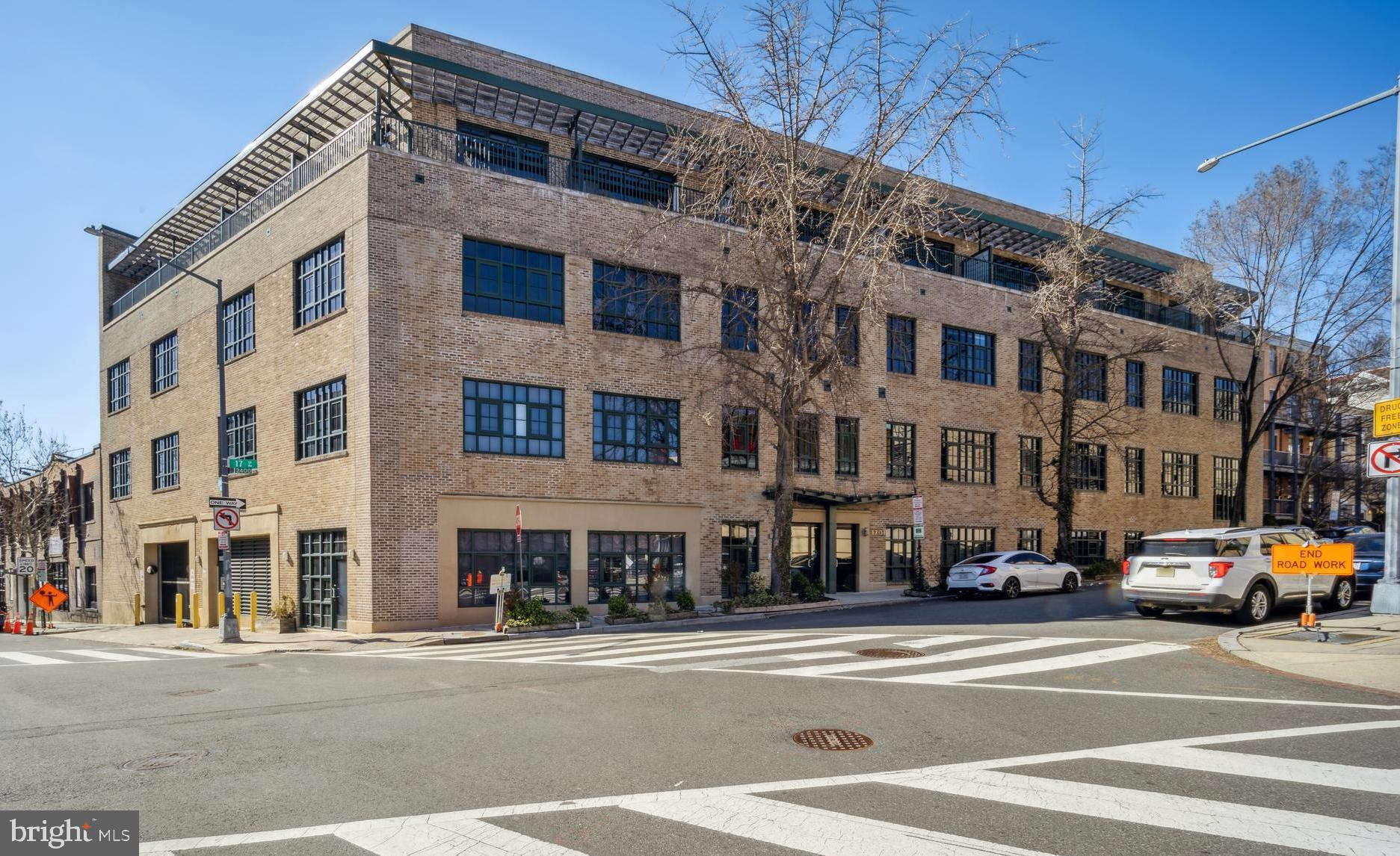 1701 KALORAMA ROAD NW 402