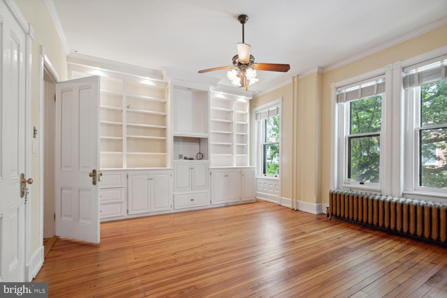 2010 HILLYER PLACE NW