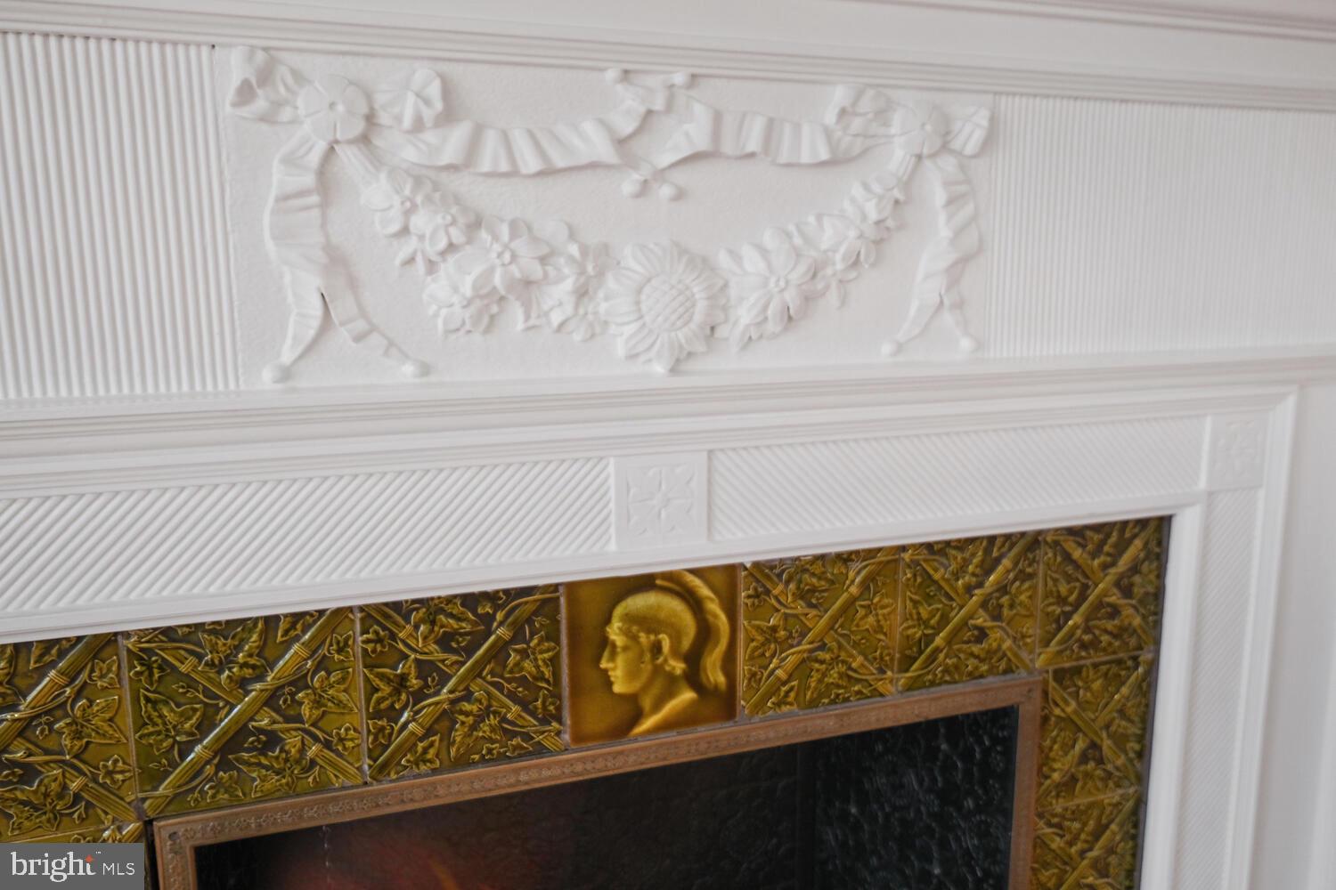 2010 HILLYER PLACE NW