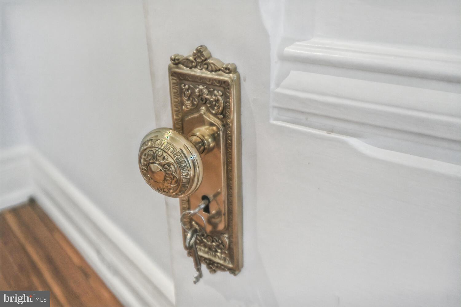 2010 HILLYER PLACE NW