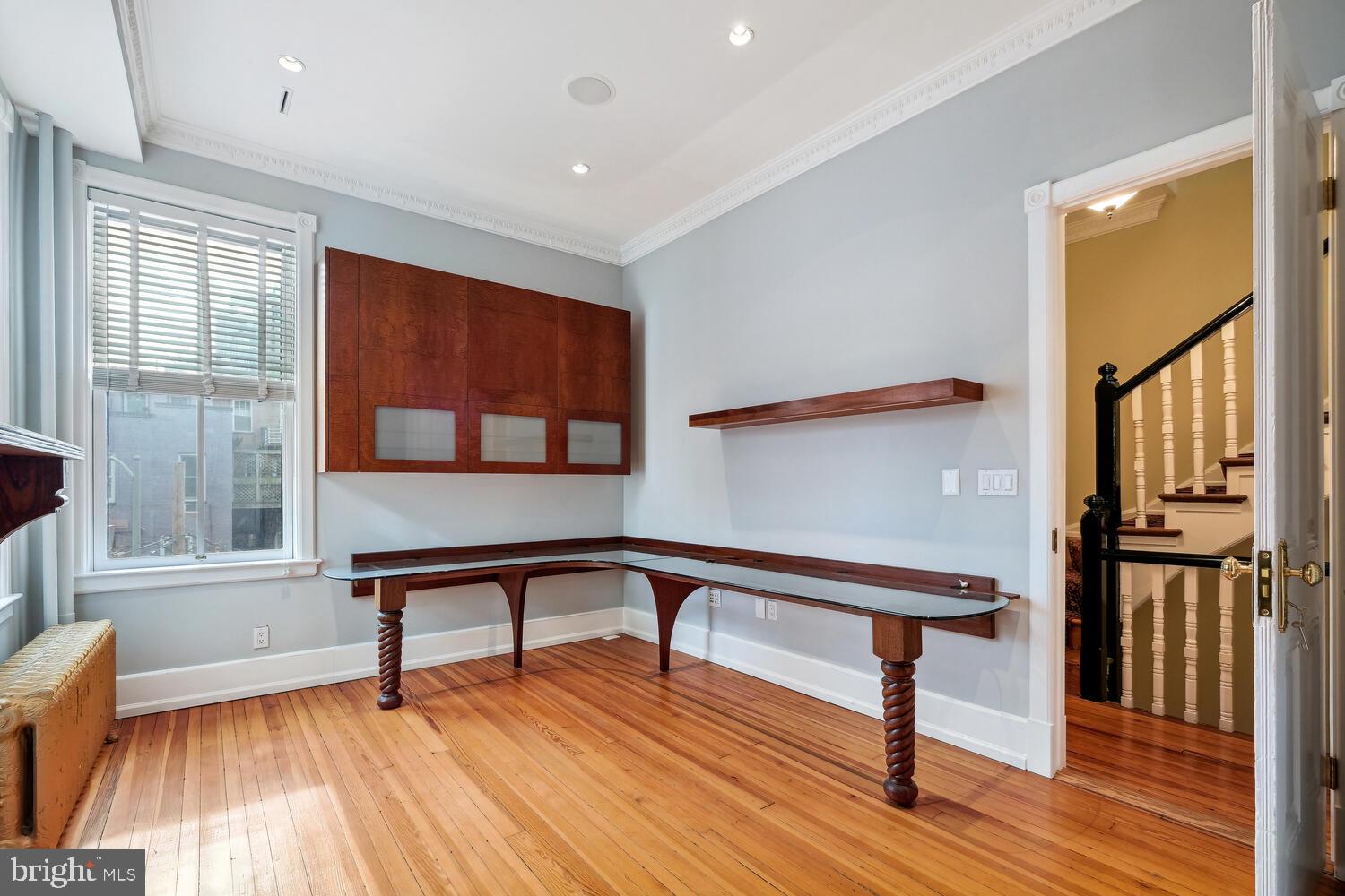 2010 HILLYER PLACE NW