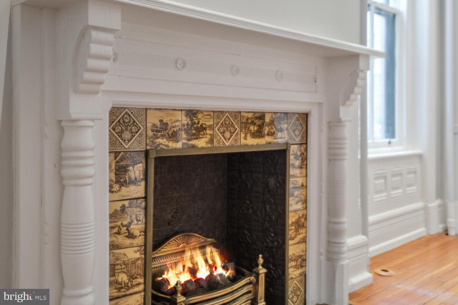 2010 HILLYER PLACE NW