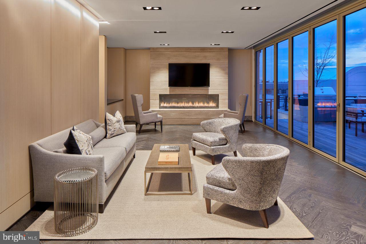 1331 MARYLAND AVE SW 916