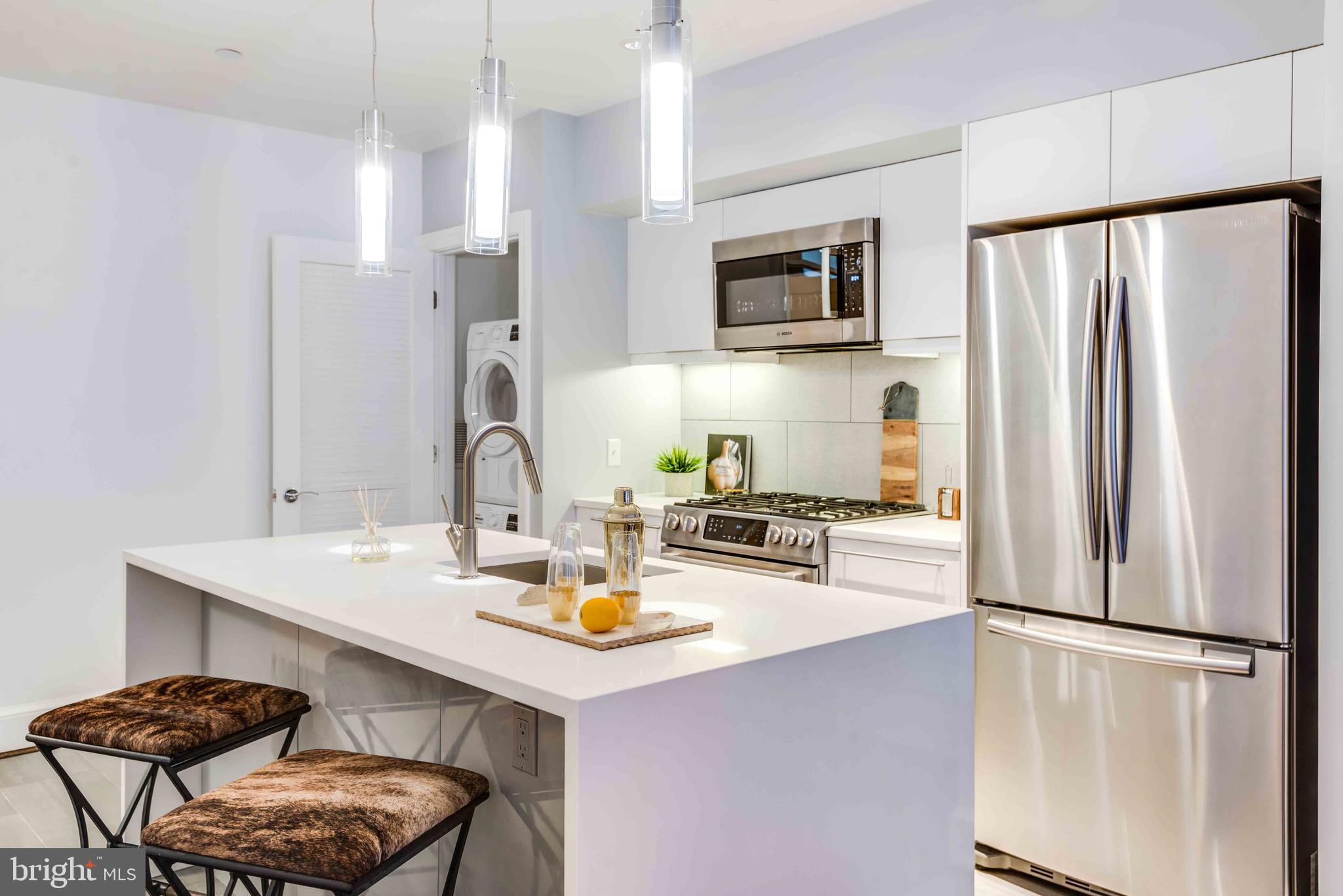 1252 WISCONSIN AVENUE NW 202