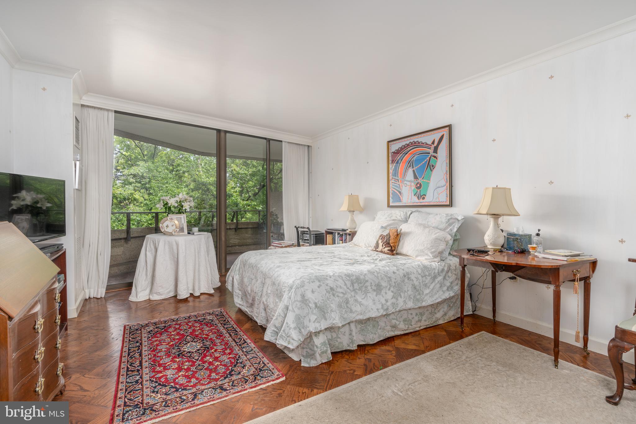 4200 MASSACHUSETTS AVENUE NW 504