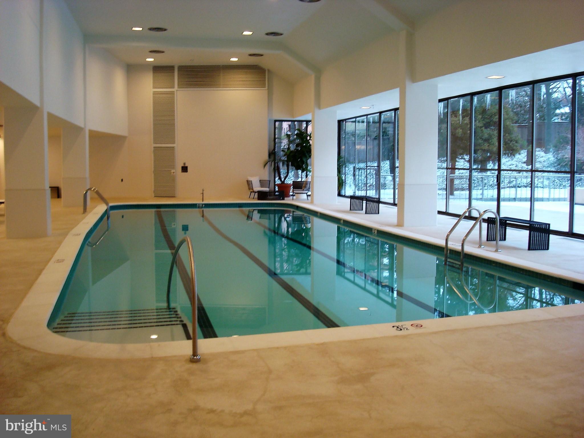 4200 MASSACHUSETTS AVENUE NW 504